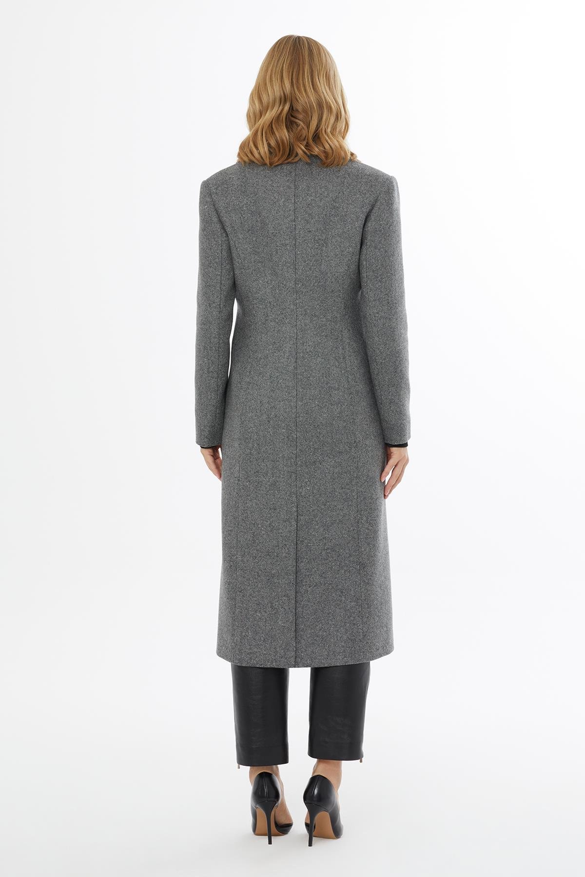 Tek Düğme Detaylı Gri Midi Boy Kaban