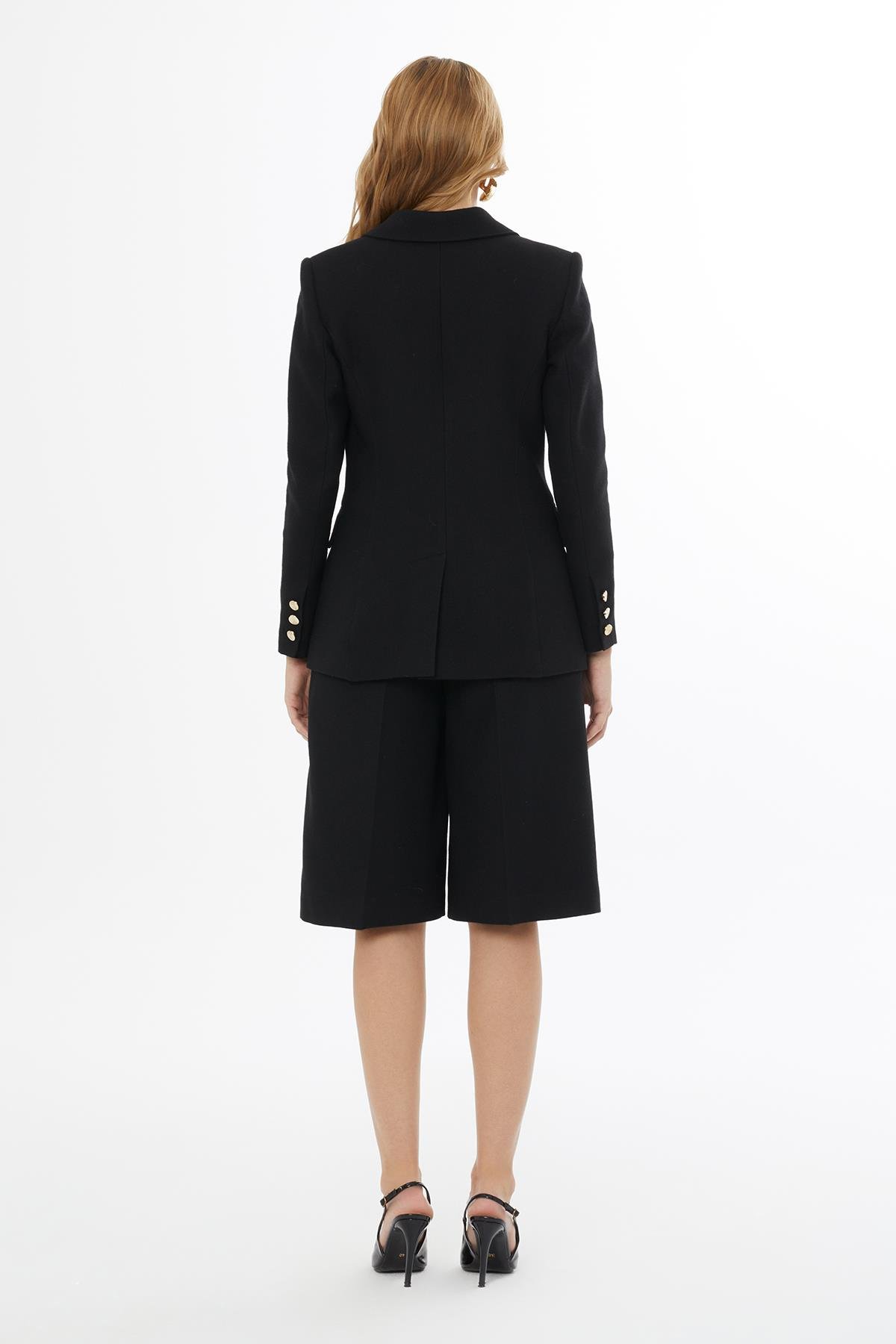 Classic One-Button Black Blazer