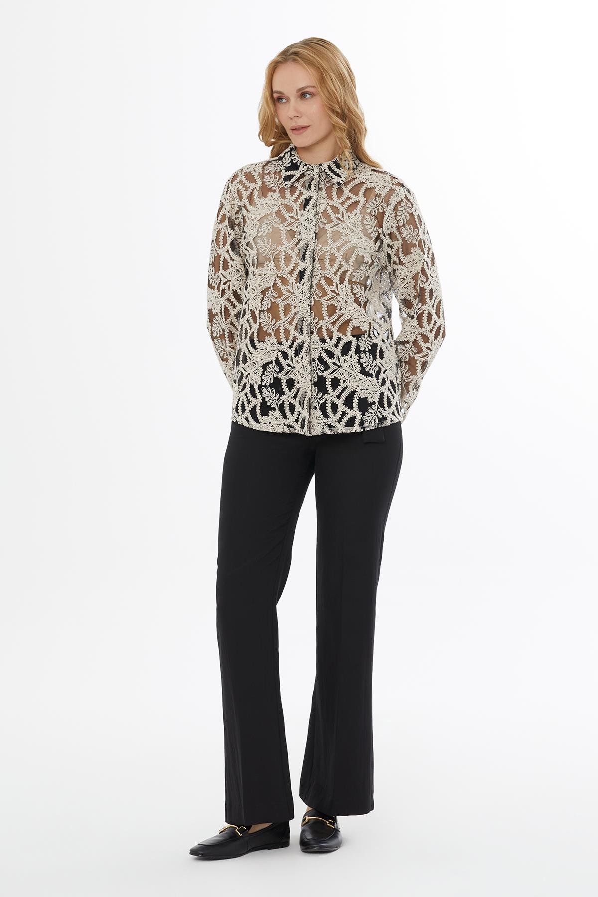 Transparan Detaylı Ekru Bluz