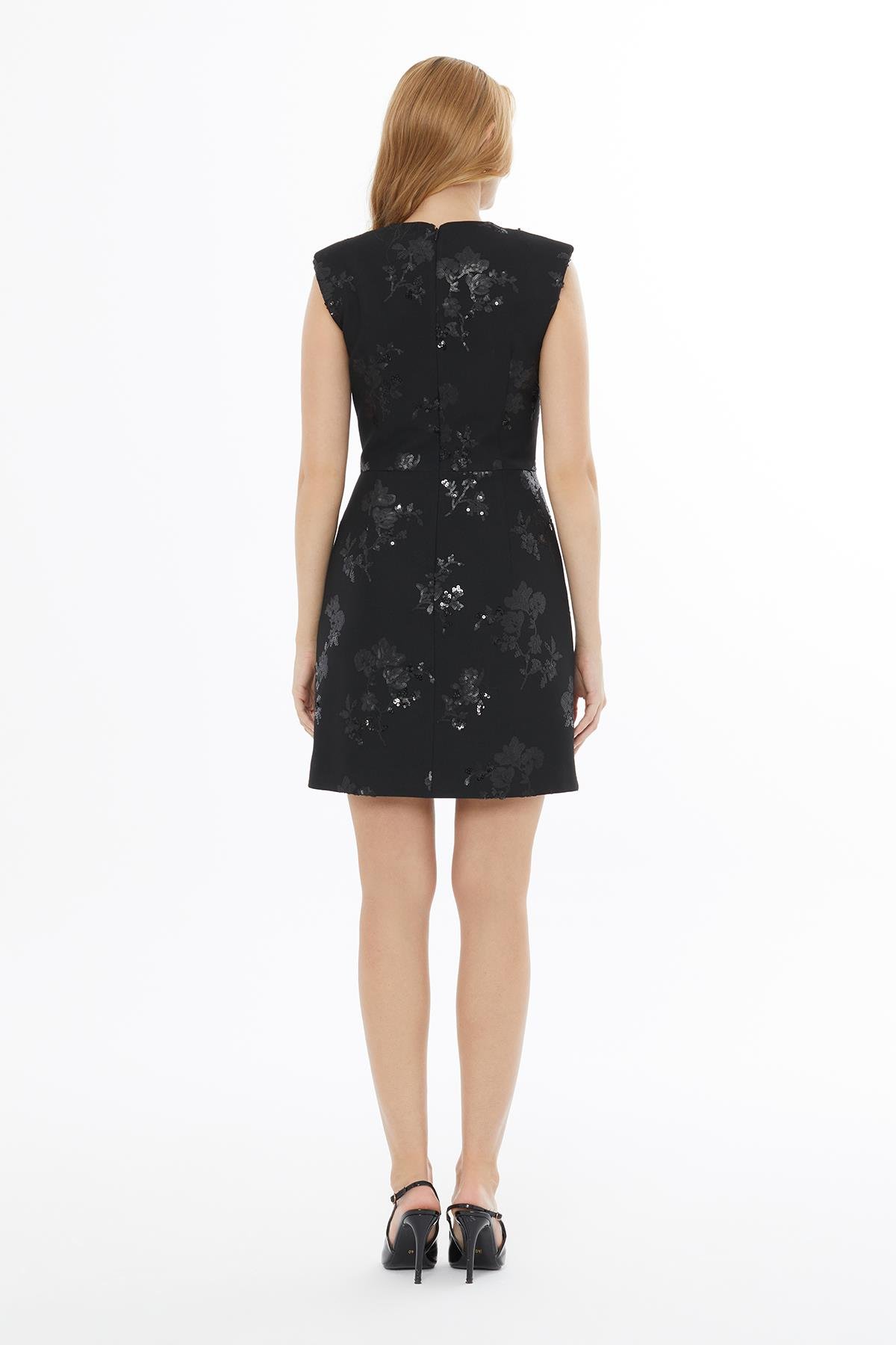 Sleeveless Black V-Neck Above-Knee Dress