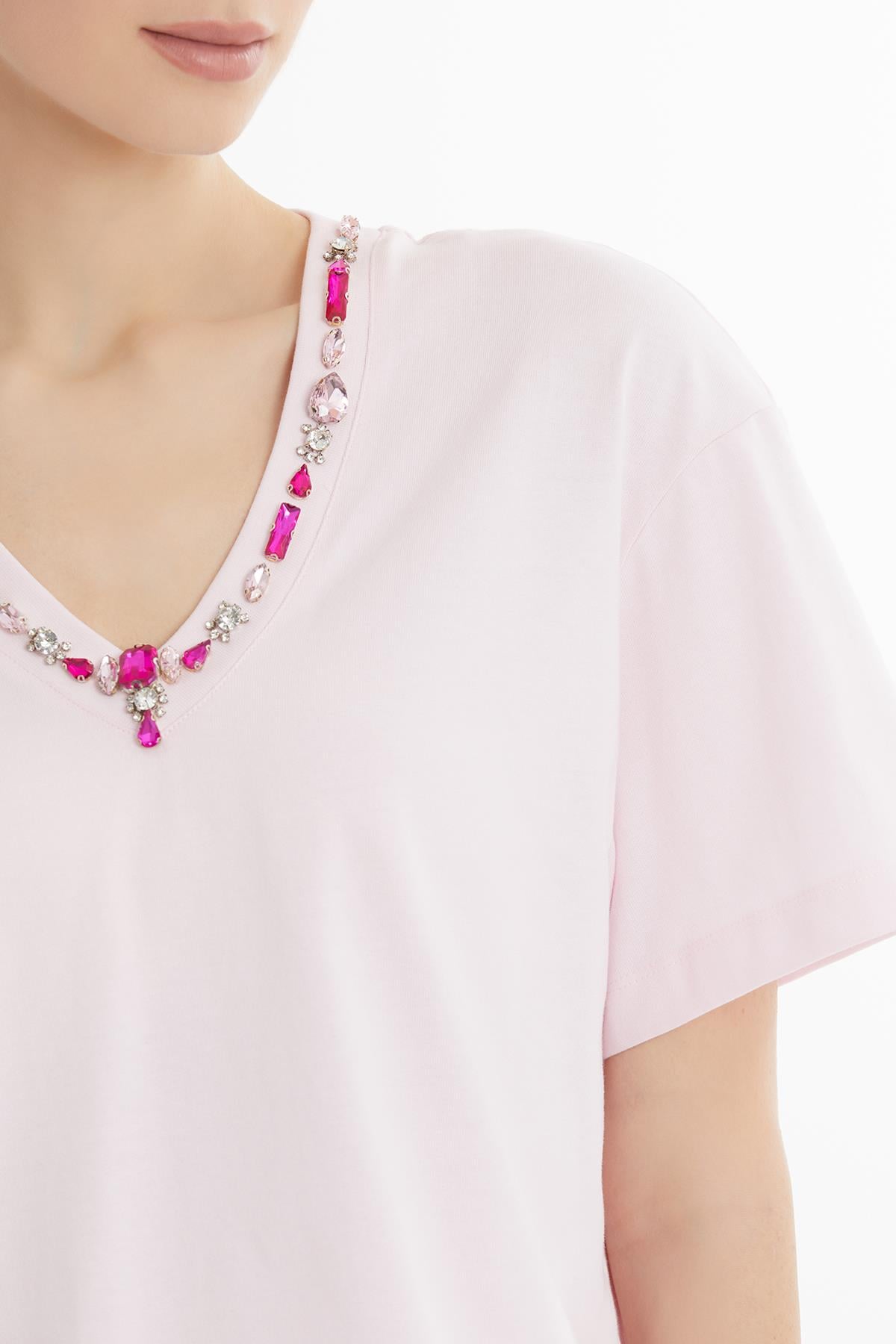 V Yaka Taş İşlemeli Oversize T-Shirt