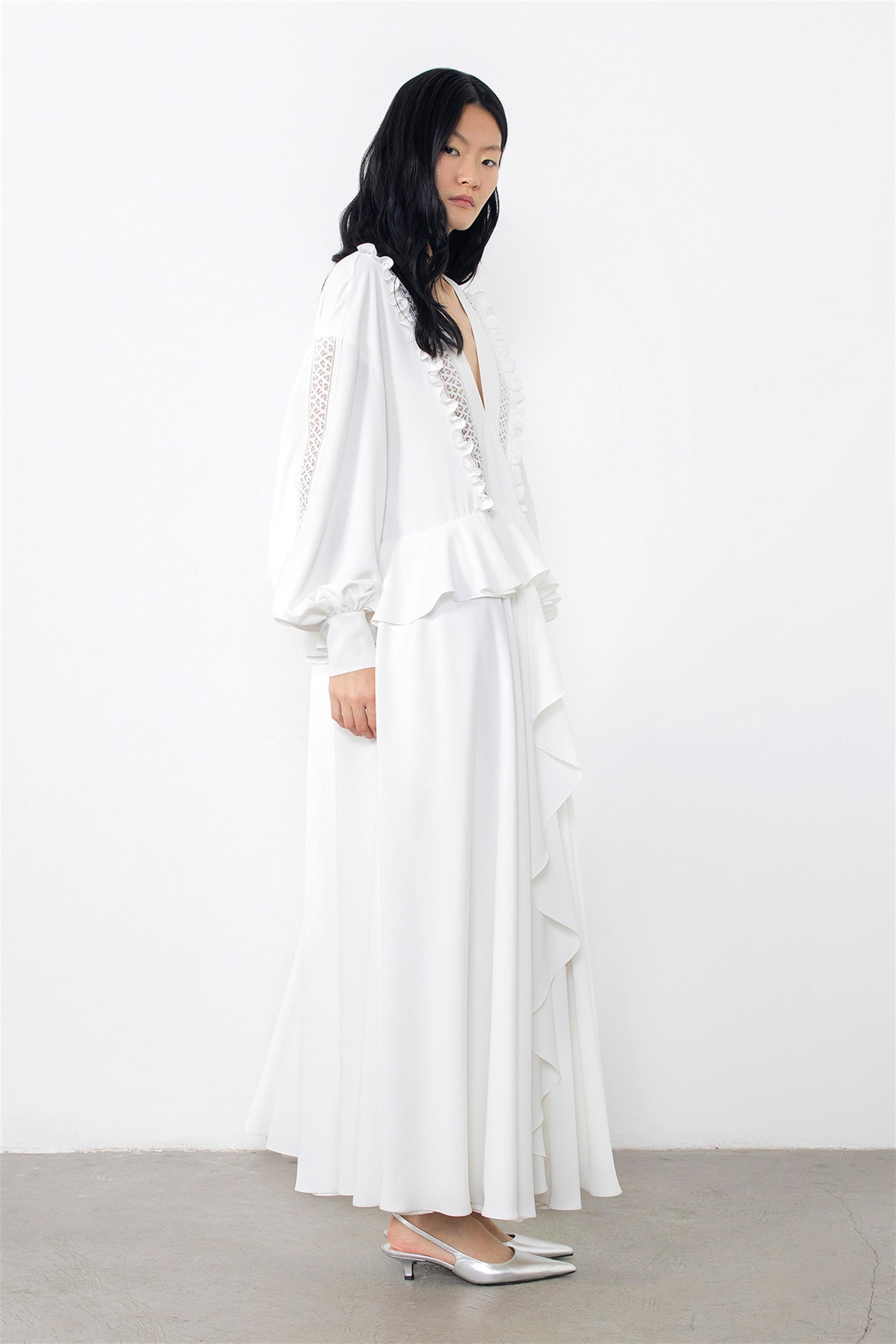 Volan Detaylı Şerit Aksesuarlı Mavi Elbise