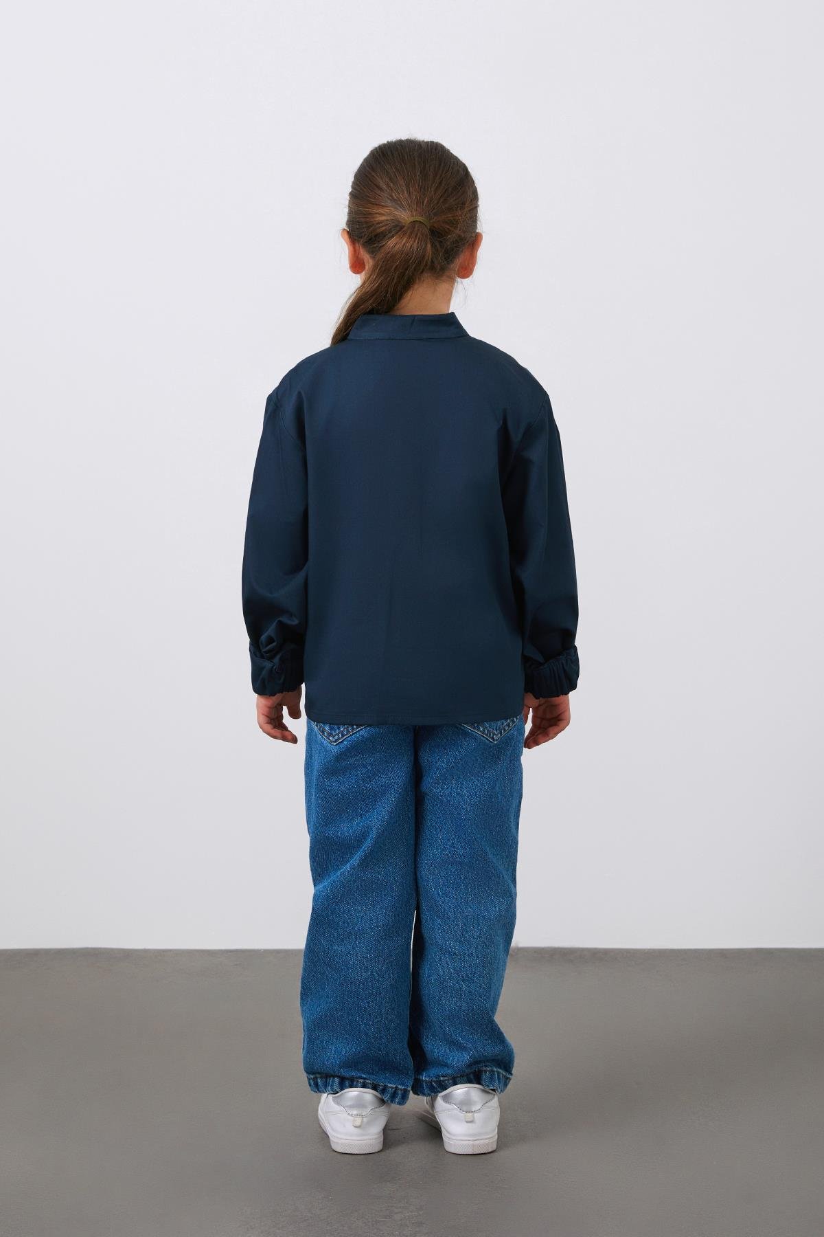 Volanlı Dik Yaka Kız Çocuk Lacivert Gömlek