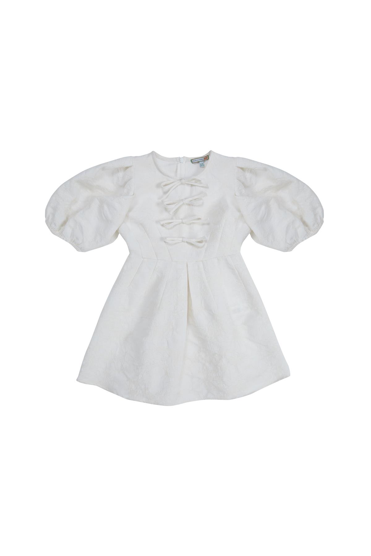 Yakası Bağcıklı Kolları Lastikli Ekru Elbise