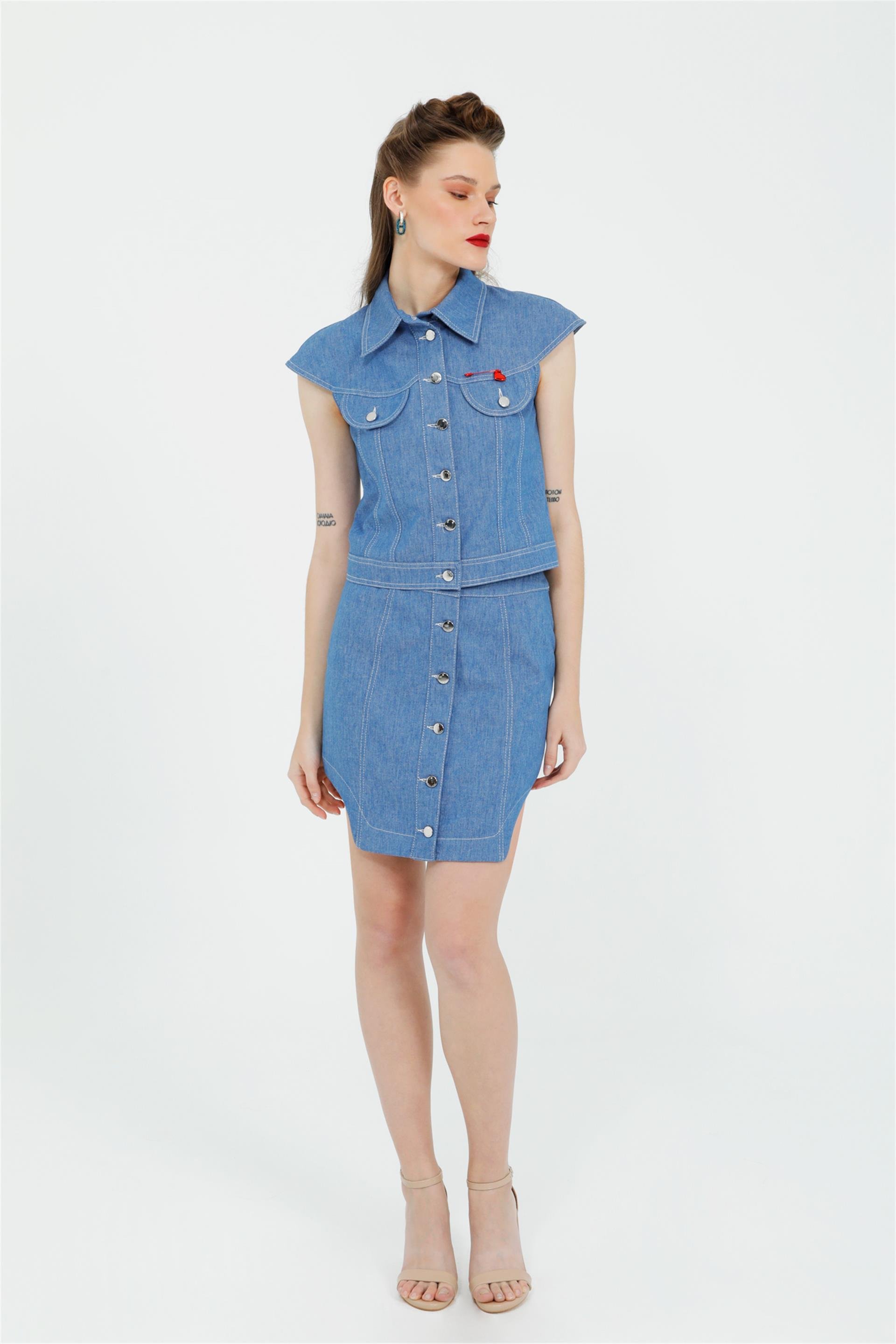 Yan Pencere Detaylı Önü Düğmeli Mavi Mini Etek