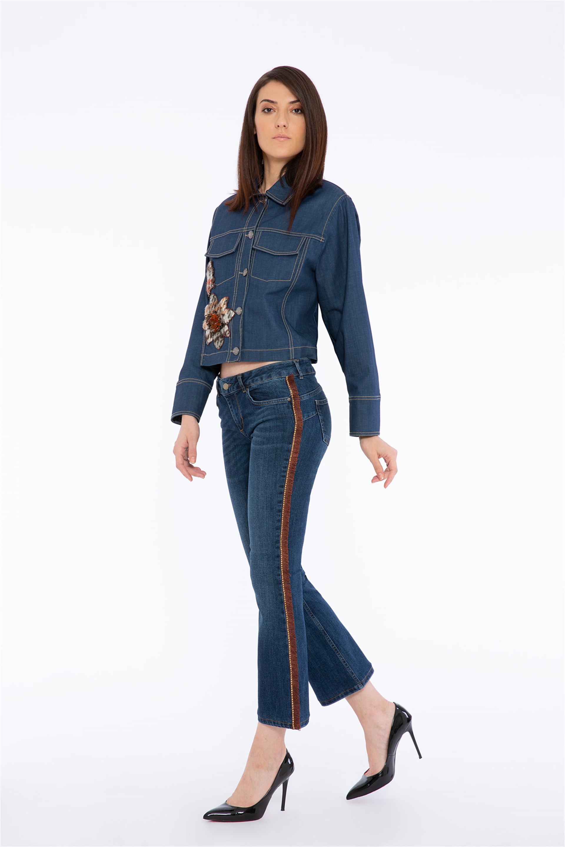 Yanı Detaylı Jean Pantolon