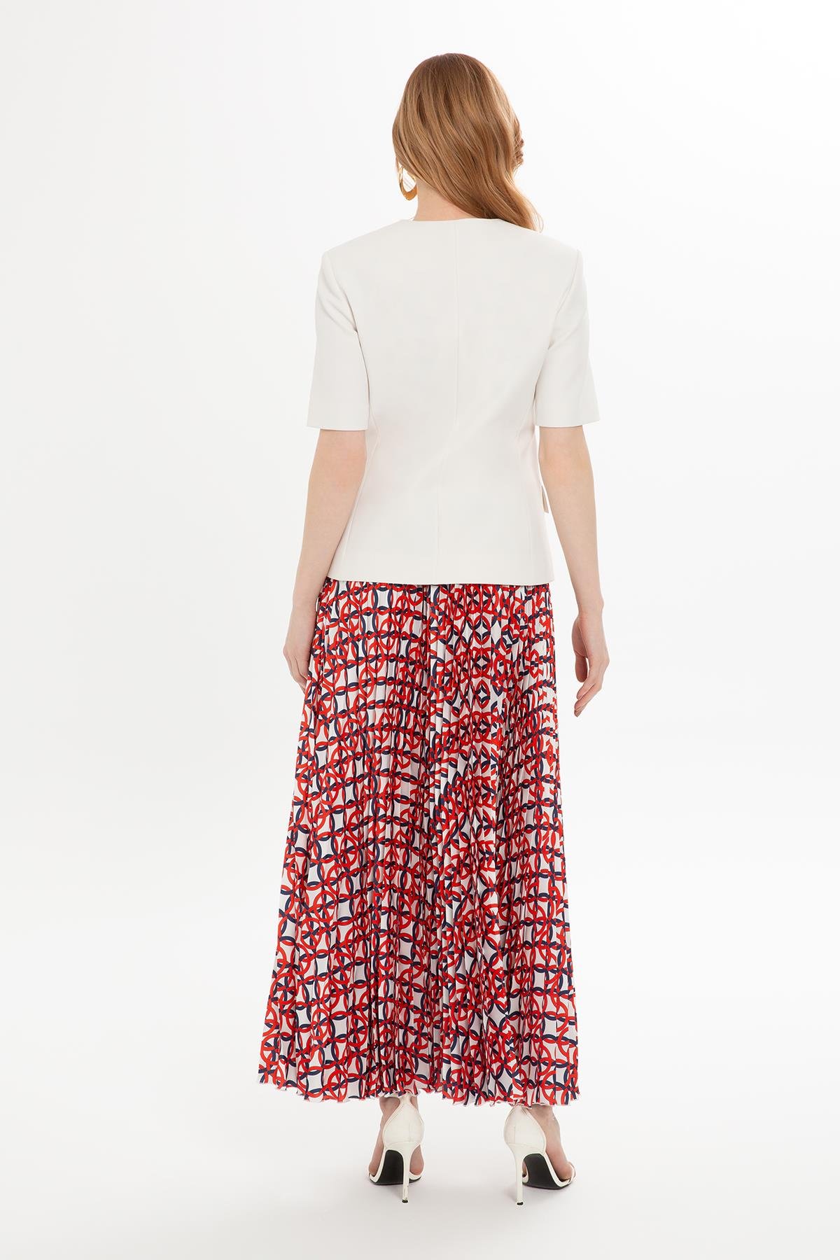 Yarım Kollu V Yaka Ceket Ve Pliseli Etekli Ekru Takım