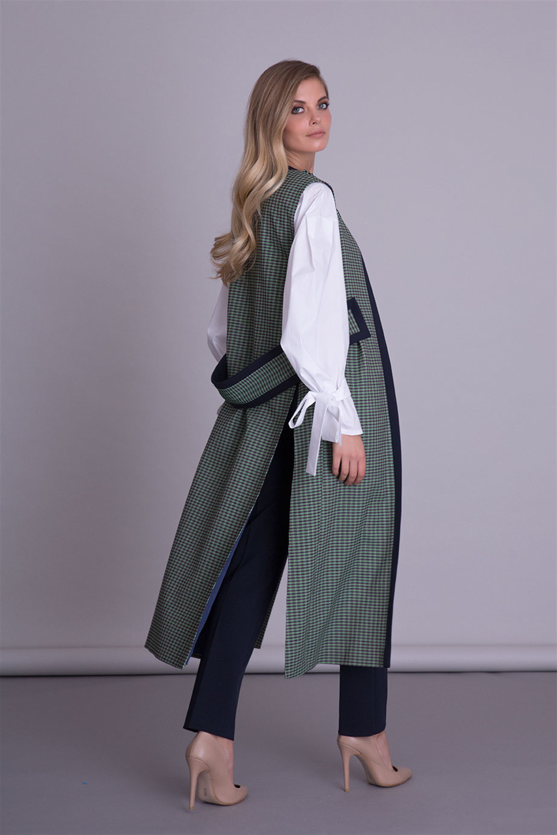 Slit Detailed Long Gingham Green Vest