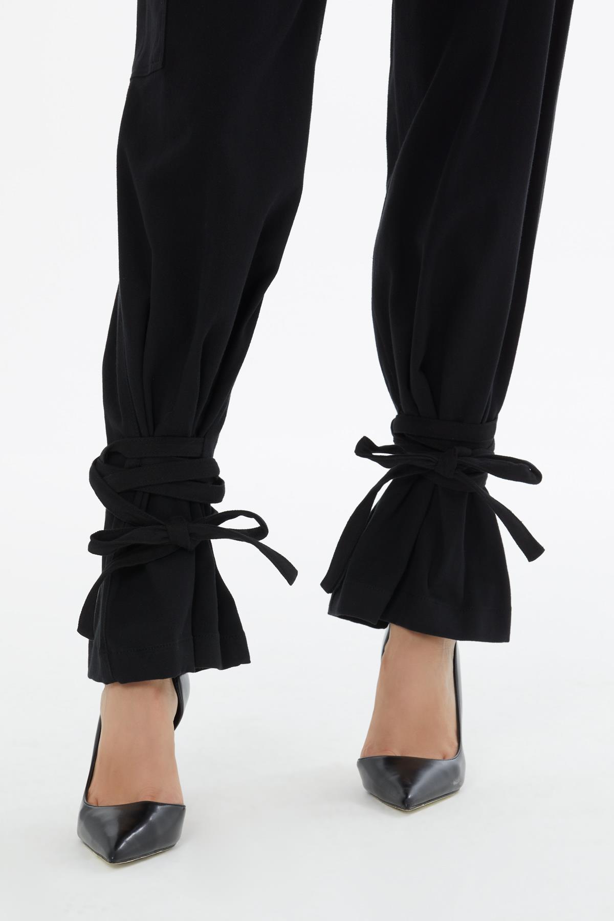 High Waist Relaxed Fit Black Cotton Pants