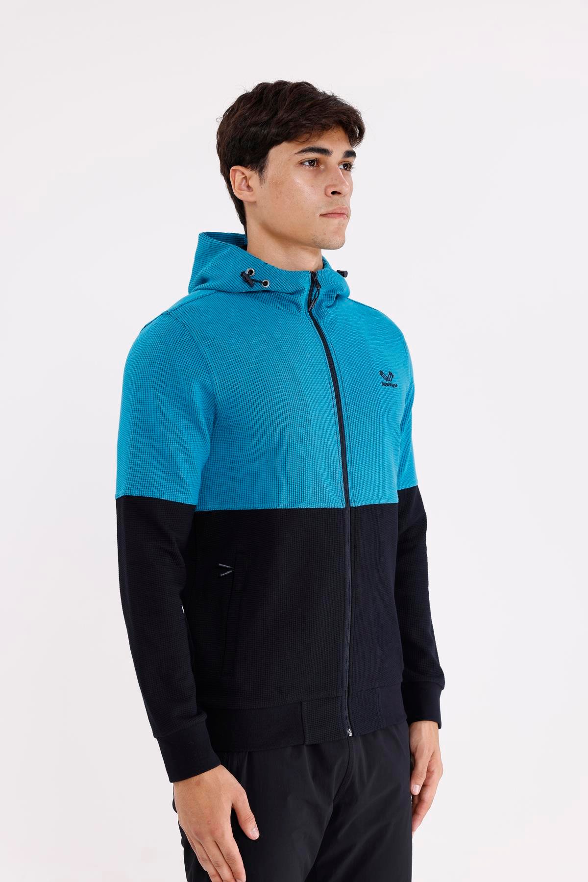 Blok Renkli Pıtırcık Yüzeyli Tam Fermuarlı Yan Cepli Esnek Manşetli Kapüşonlu Sweatshirt