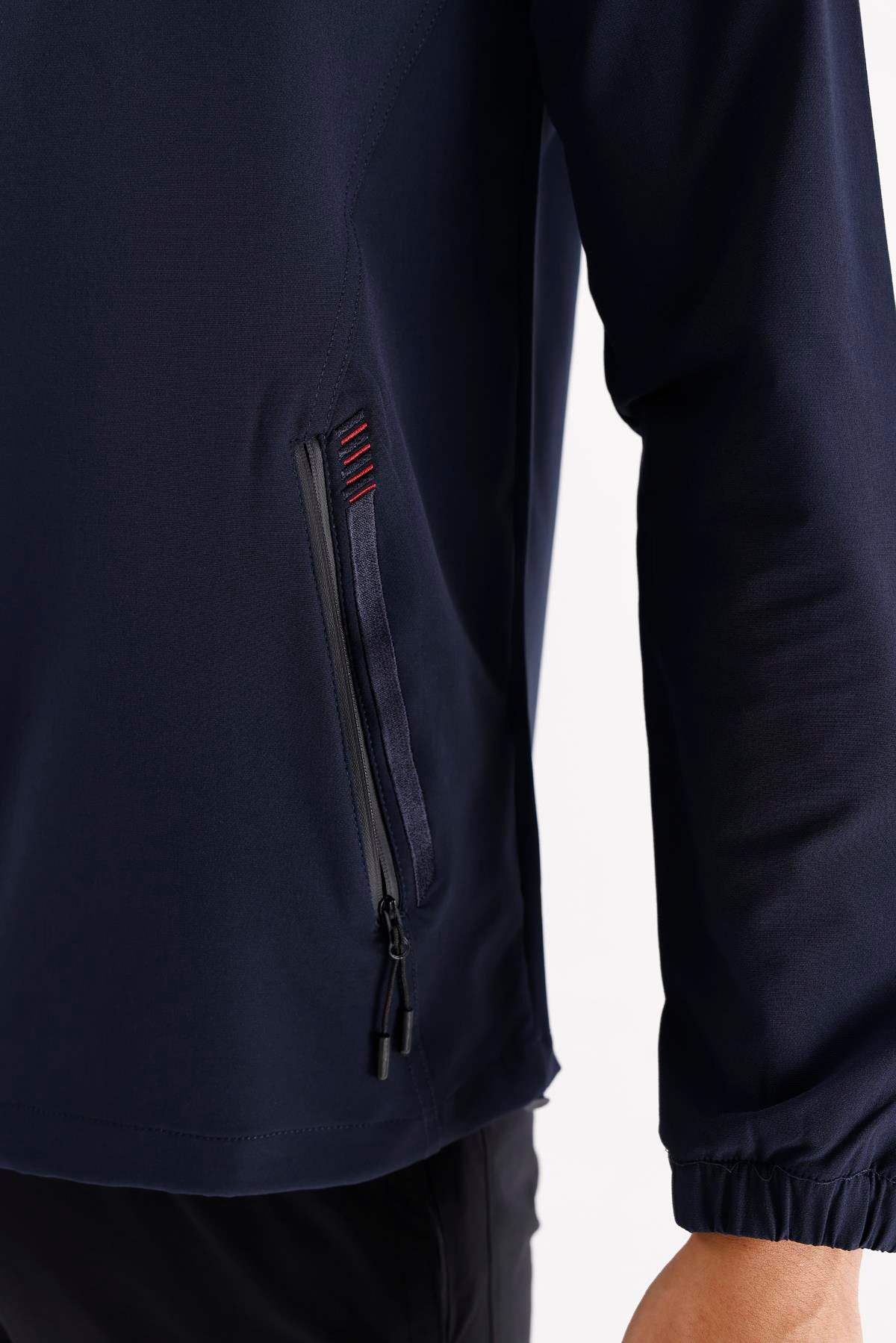 Boncuk İşleme Detaylı Rahat Kalıp Şehir Stili Kapüşonlu Sweatshirt