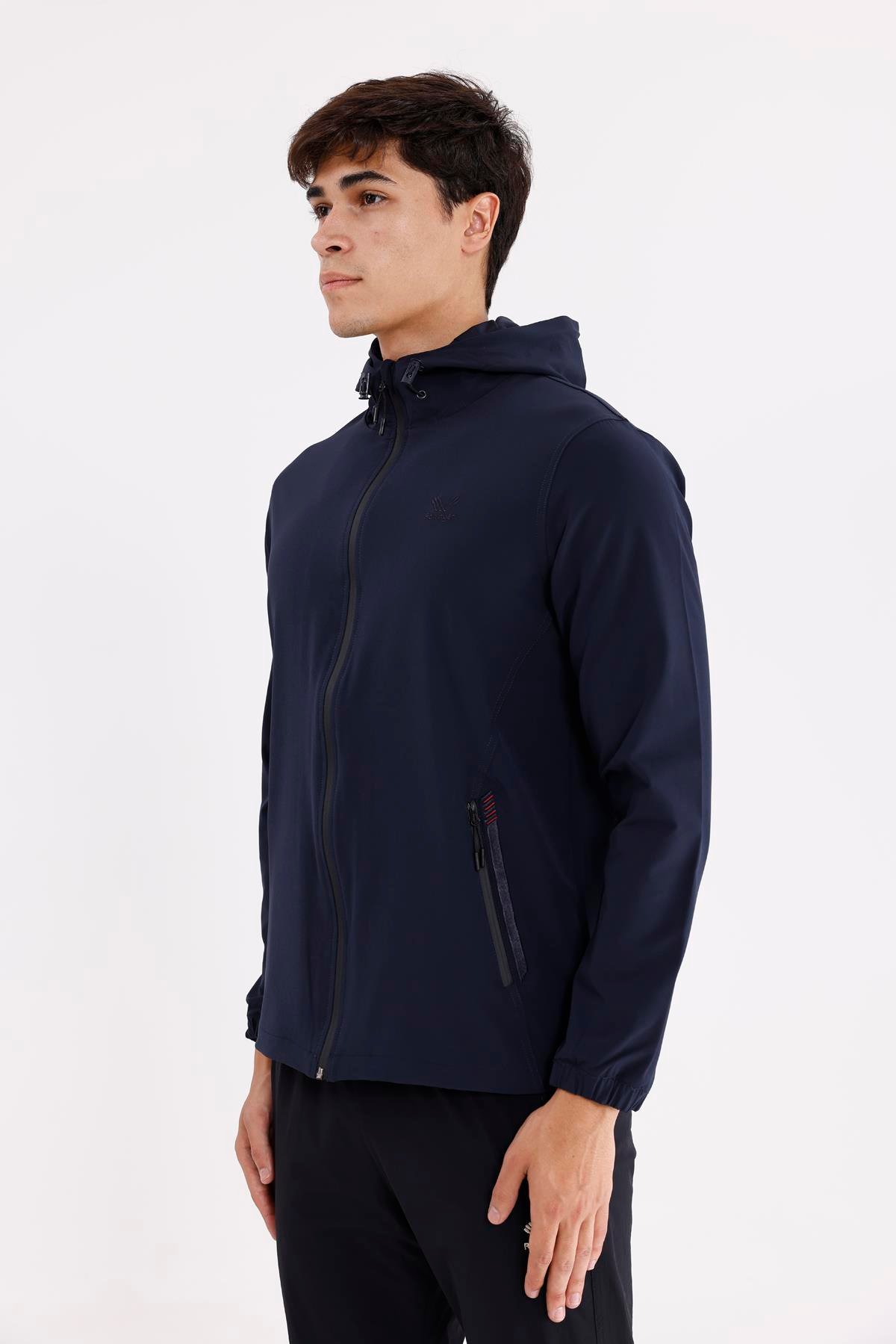 Boncuk İşleme Detaylı Rahat Kalıp Şehir Stili Kapüşonlu Sweatshirt