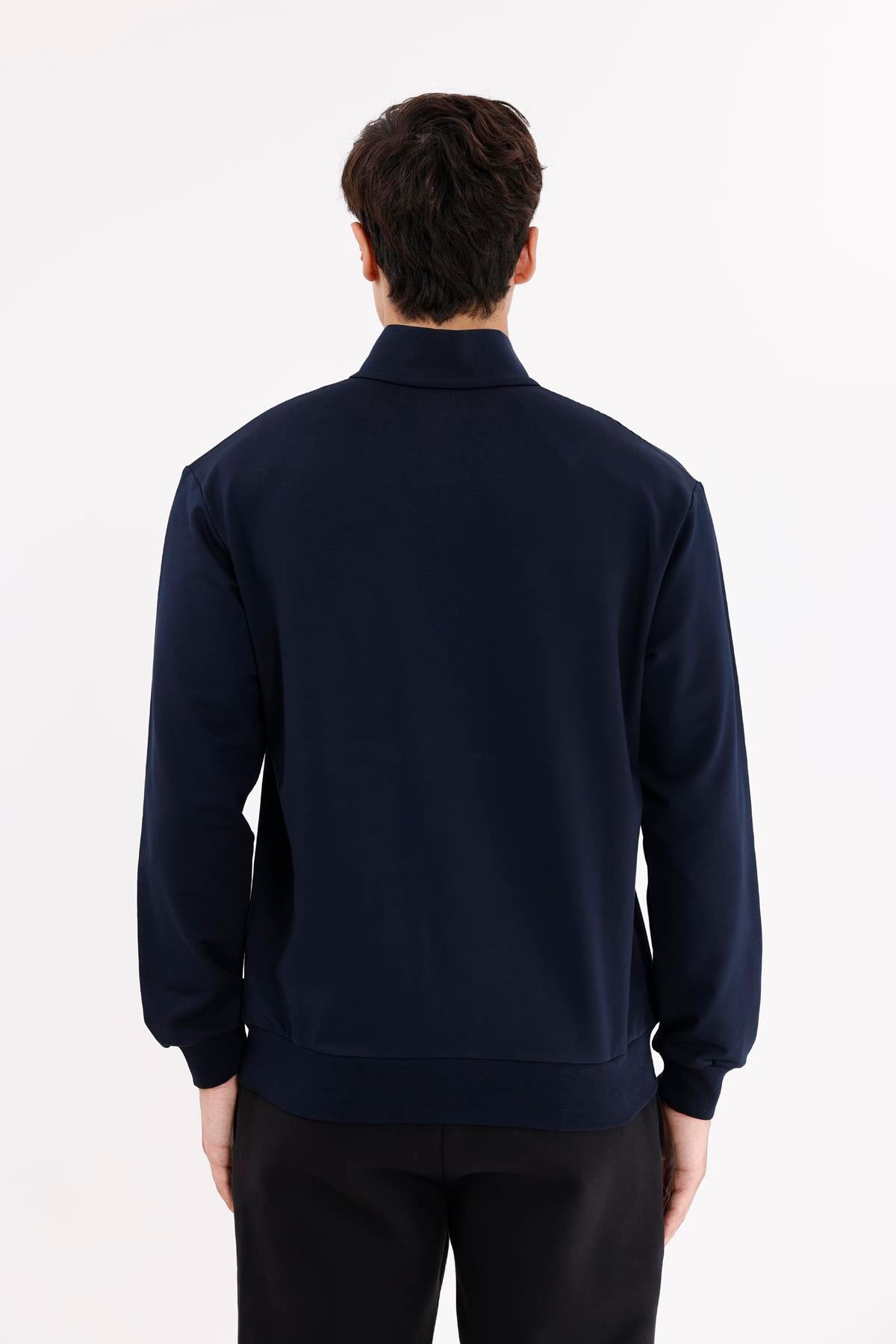 Cepli Dik Yaka Tam Fermuarlı Göğüs Arma Detaylı Rahat Kalıp Mevsimlik Sweatshirt
