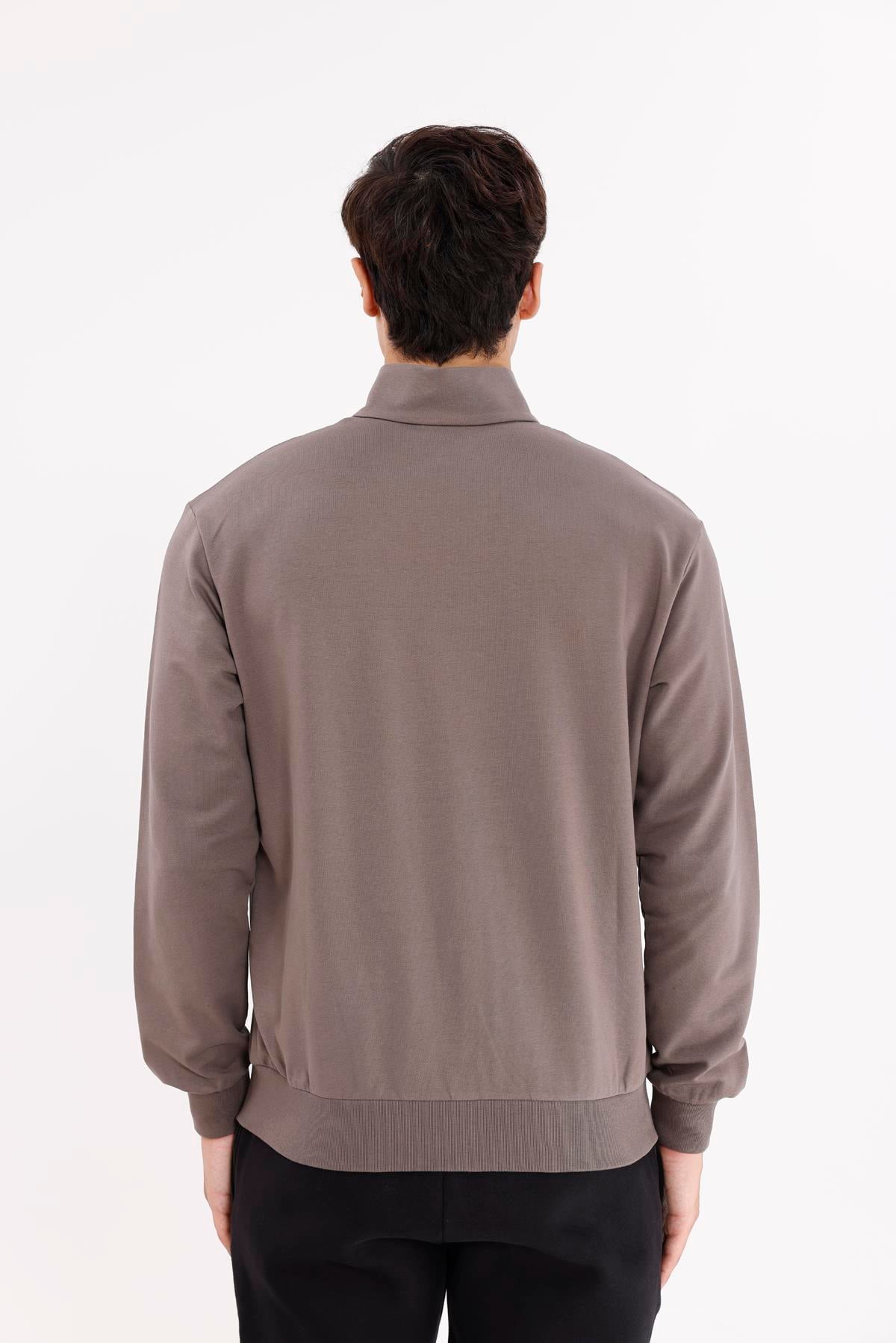 Cepli Dik Yaka Tam Fermuarlı Göğüs Arma Detaylı Rahat Kalıp Mevsimlik Sweatshirt