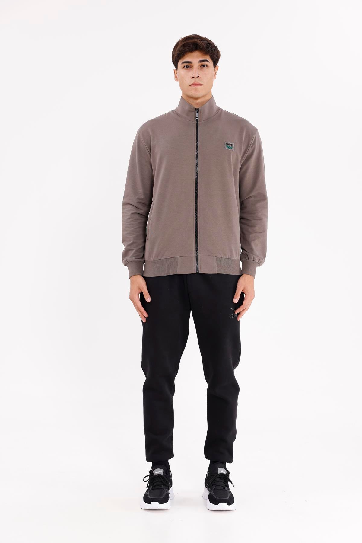 Cepli Dik Yaka Tam Fermuarlı Göğüs Arma Detaylı Rahat Kalıp Mevsimlik Sweatshirt