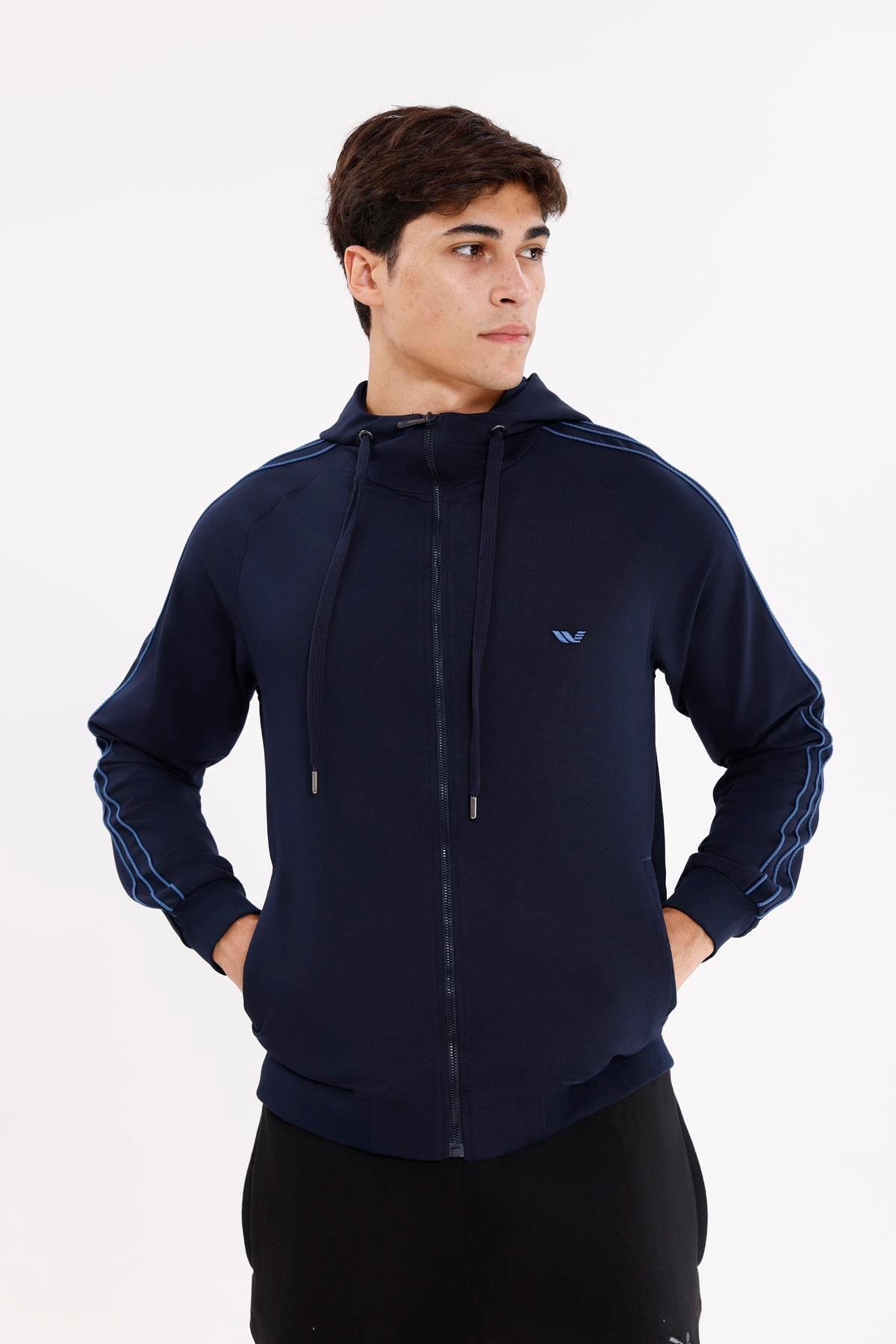 Çift Şerit Kol Detaylı Tam Fermuarlı Cepli Rahat Kalıp Ayarlanabilir Kapüşonlu Sweatshirt