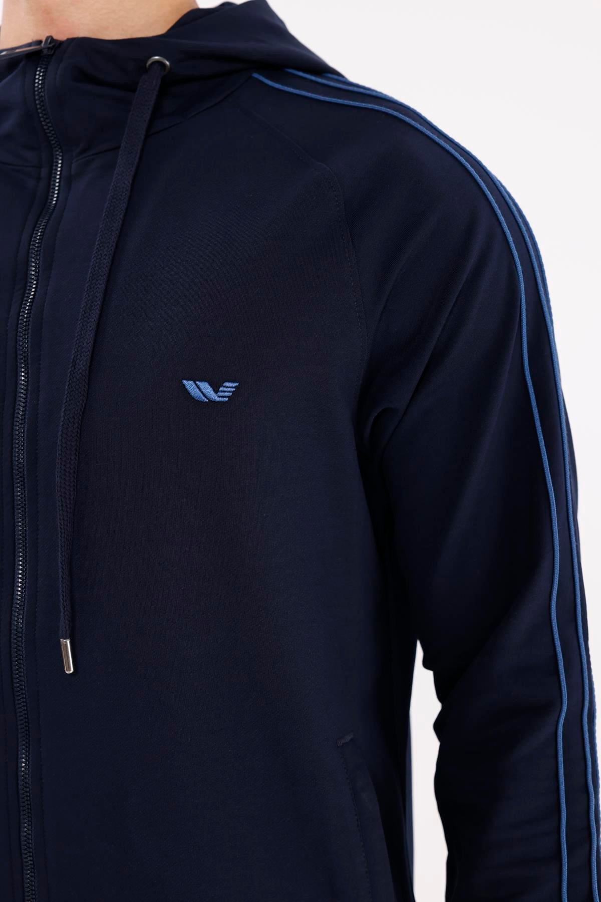 Çift Şerit Kol Detaylı Tam Fermuarlı Cepli Rahat Kalıp Ayarlanabilir Kapüşonlu Sweatshirt