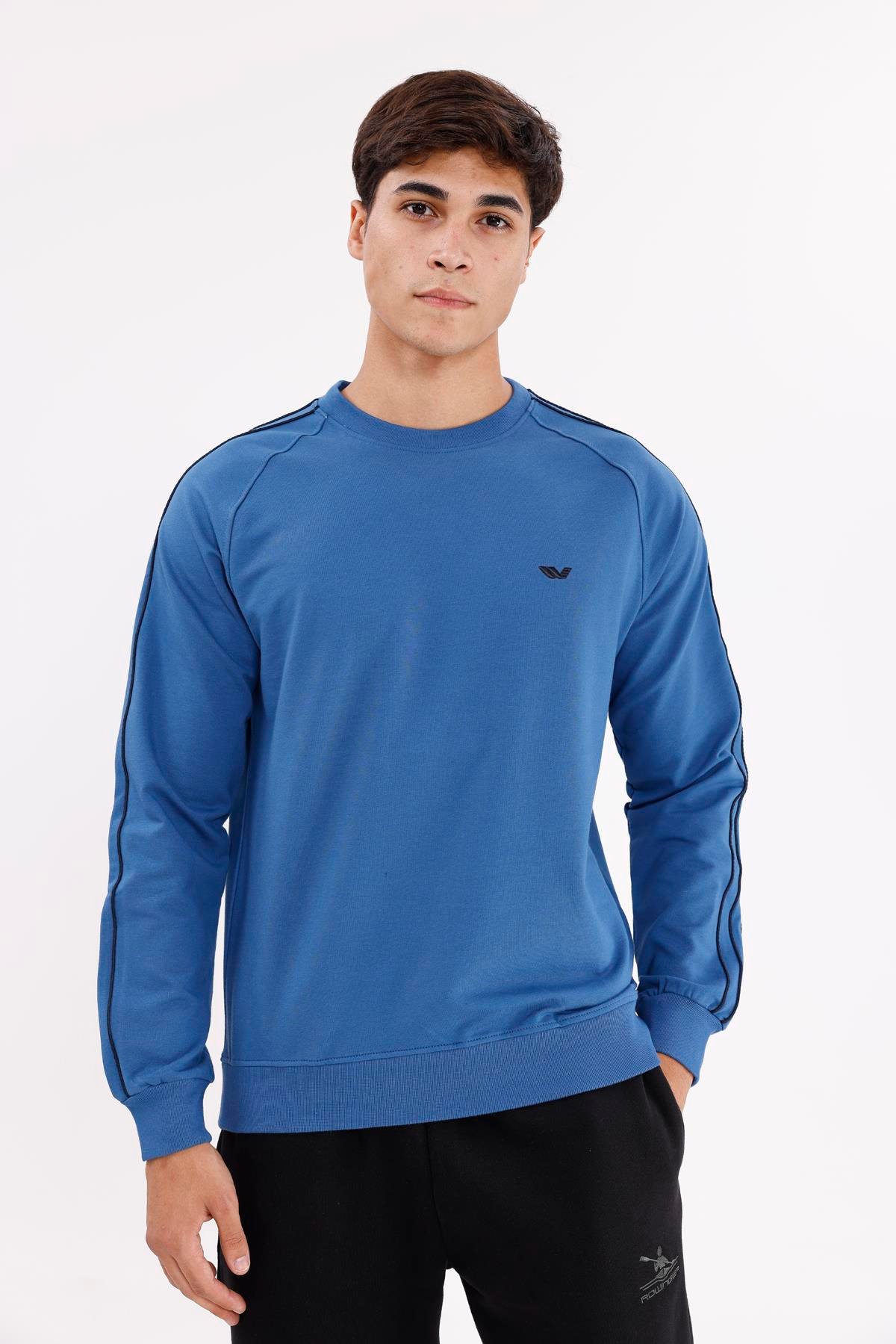 Çift Şeritli Raglan Kol Minimal Logolu Bisiklet Yaka Sweatshirt