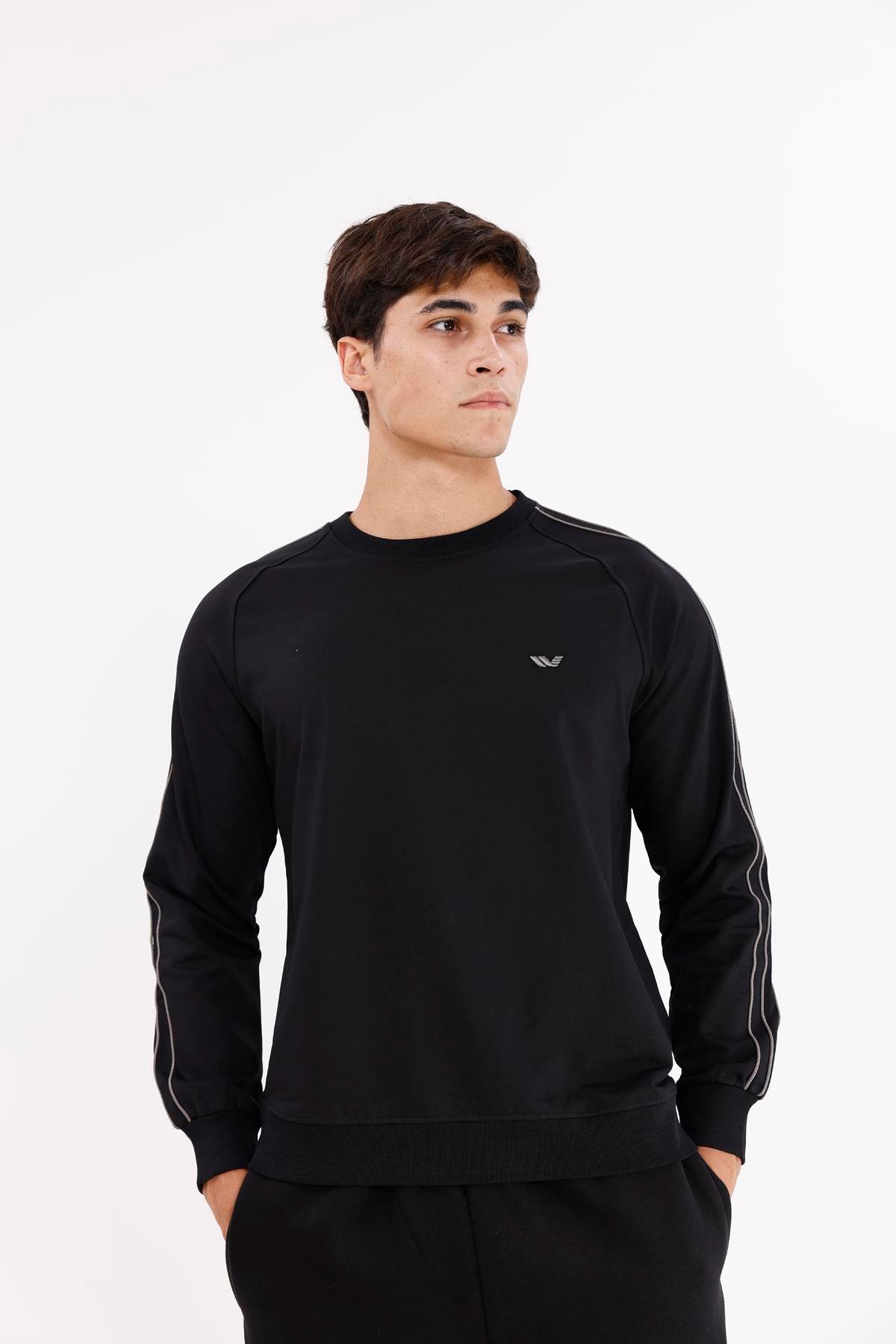 Çift Şeritli Raglan Kol Minimal Logolu Bisiklet Yaka Sweatshirt
