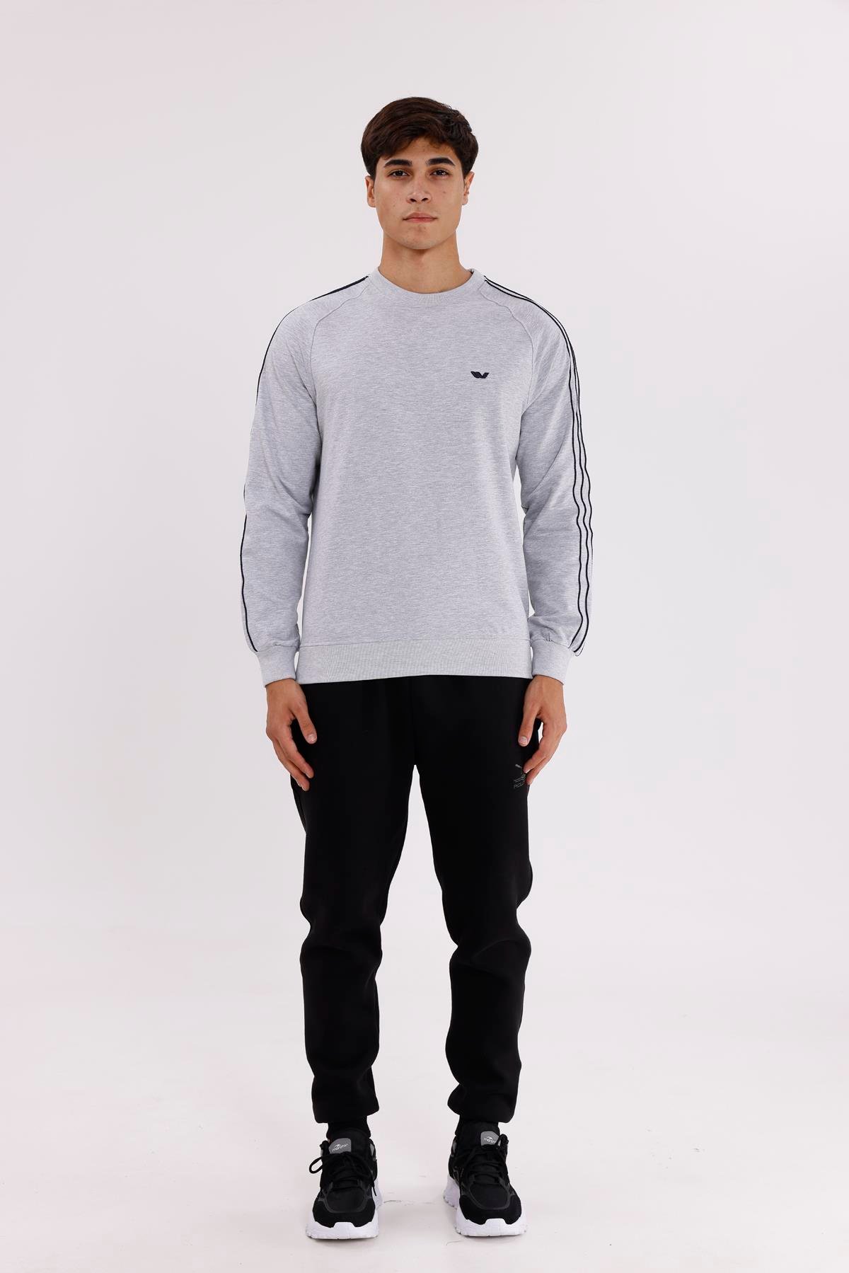 Çift Şeritli Raglan Kol Minimal Logolu Bisiklet Yaka Sweatshirt