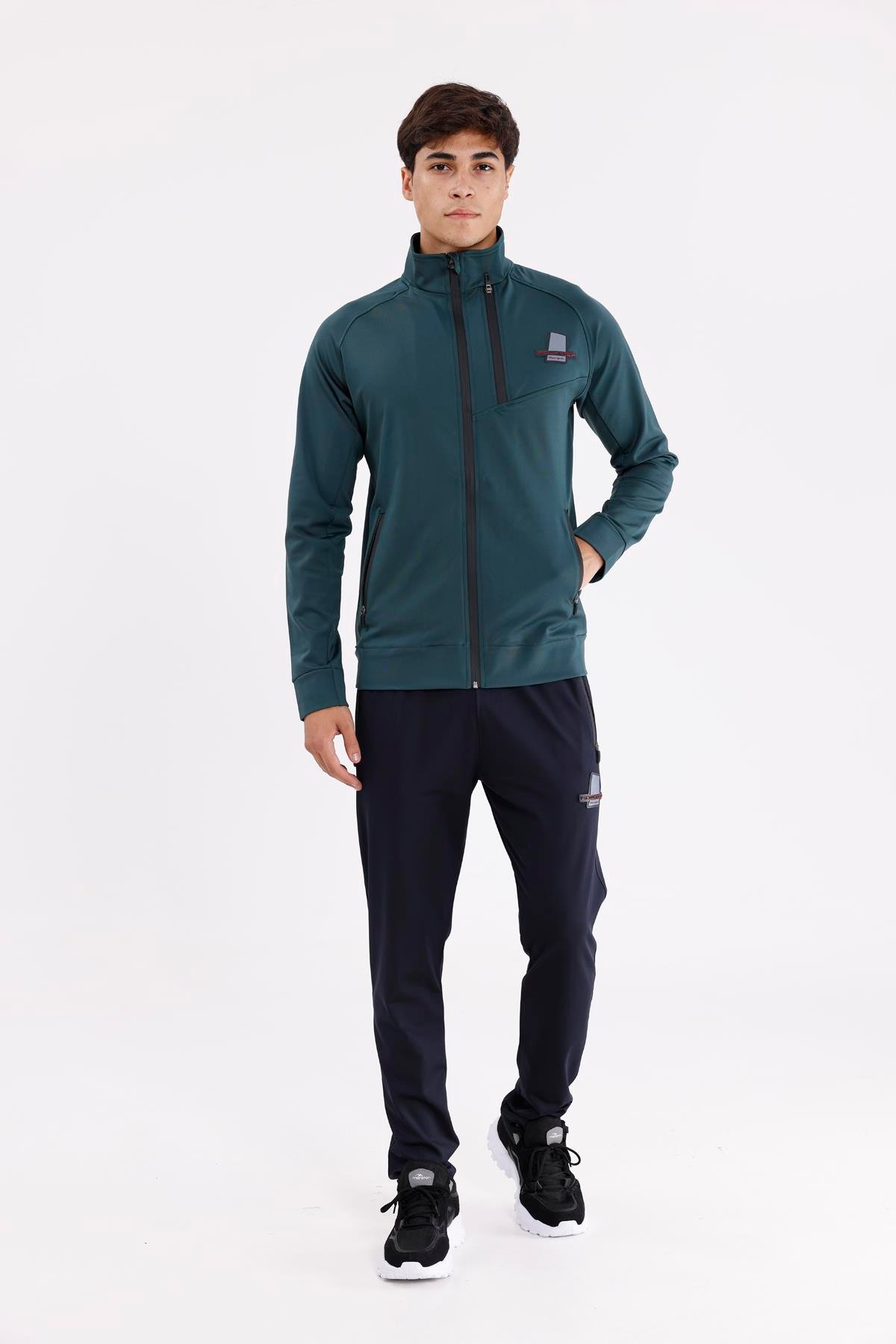 Dik Yaka Tam Fermuarlı Dalgıç Kumaş Su İtici Şerit Detaylı Cepli Rahat Kalıp Alt Üst Eşofman Takım Takım