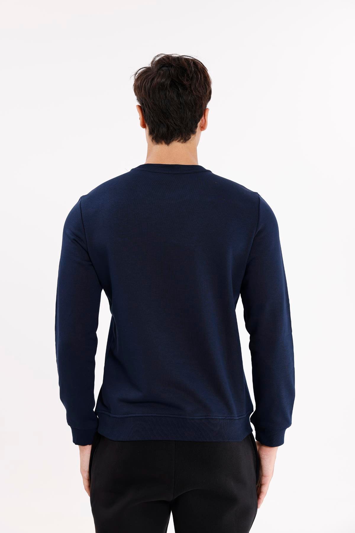 Göğüs Logolu Bisiklet Yaka Rahat Kalıp Mevsimlik Sweatshirt