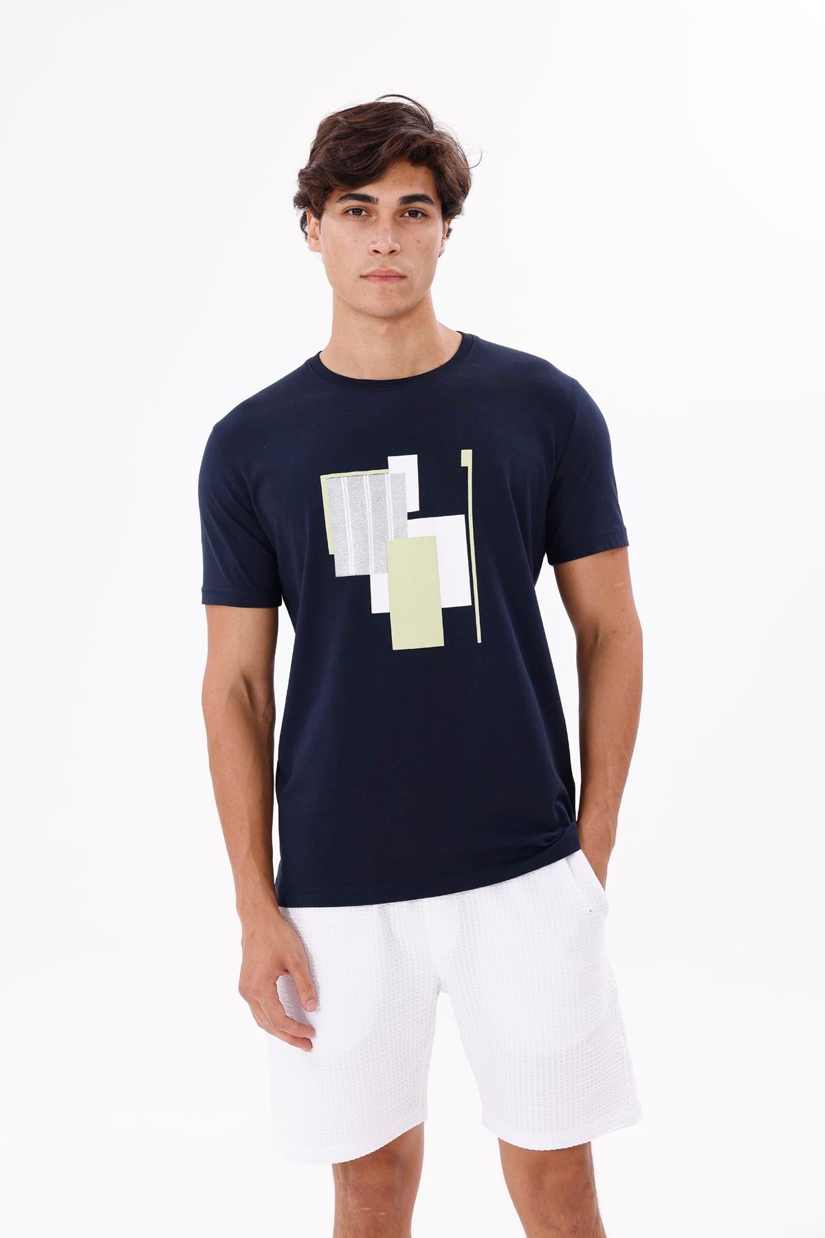 Grafik Baskılı Bisiklet Yaka Rahat Kalıp Kısa Kollu Tişört