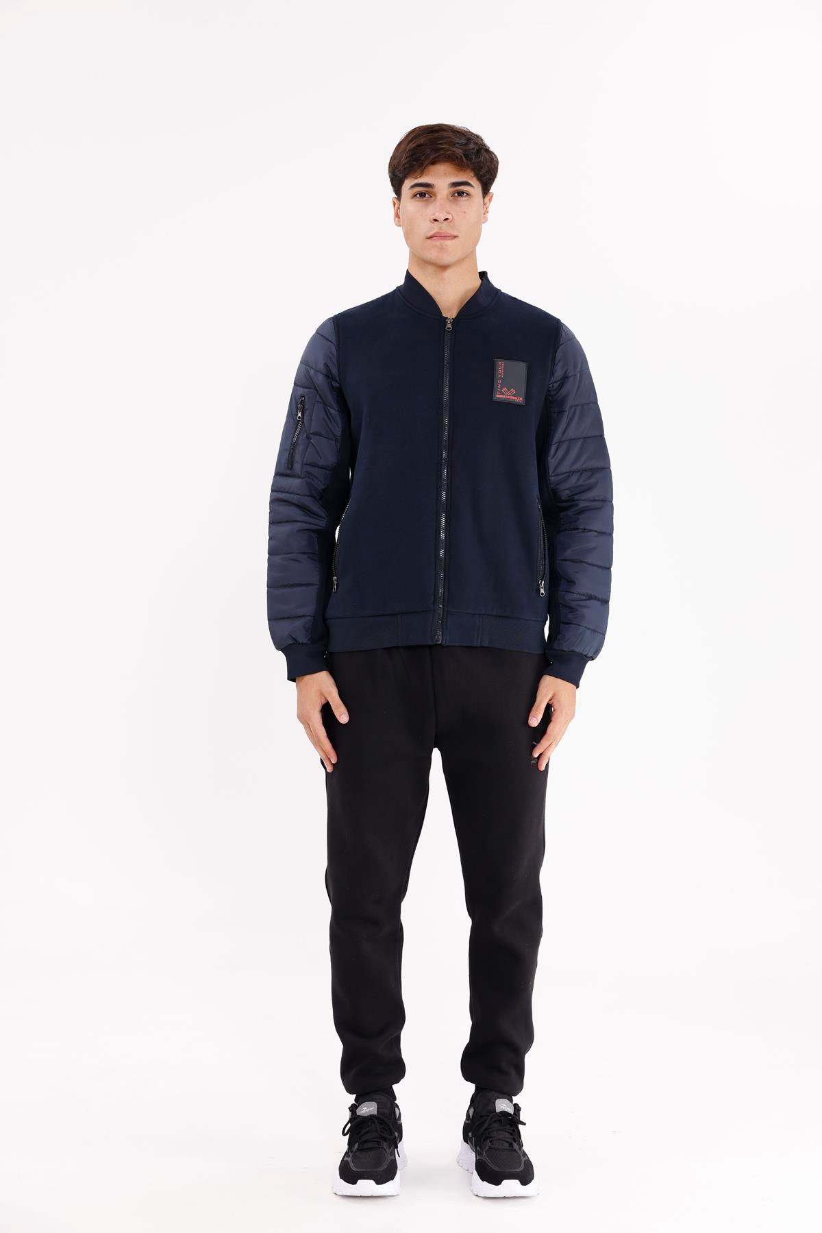 Kapitone Ön Panel Detaylı Polo Yakalı Cepli Rahat Kalıp Uzun Kollu Sweatshirt