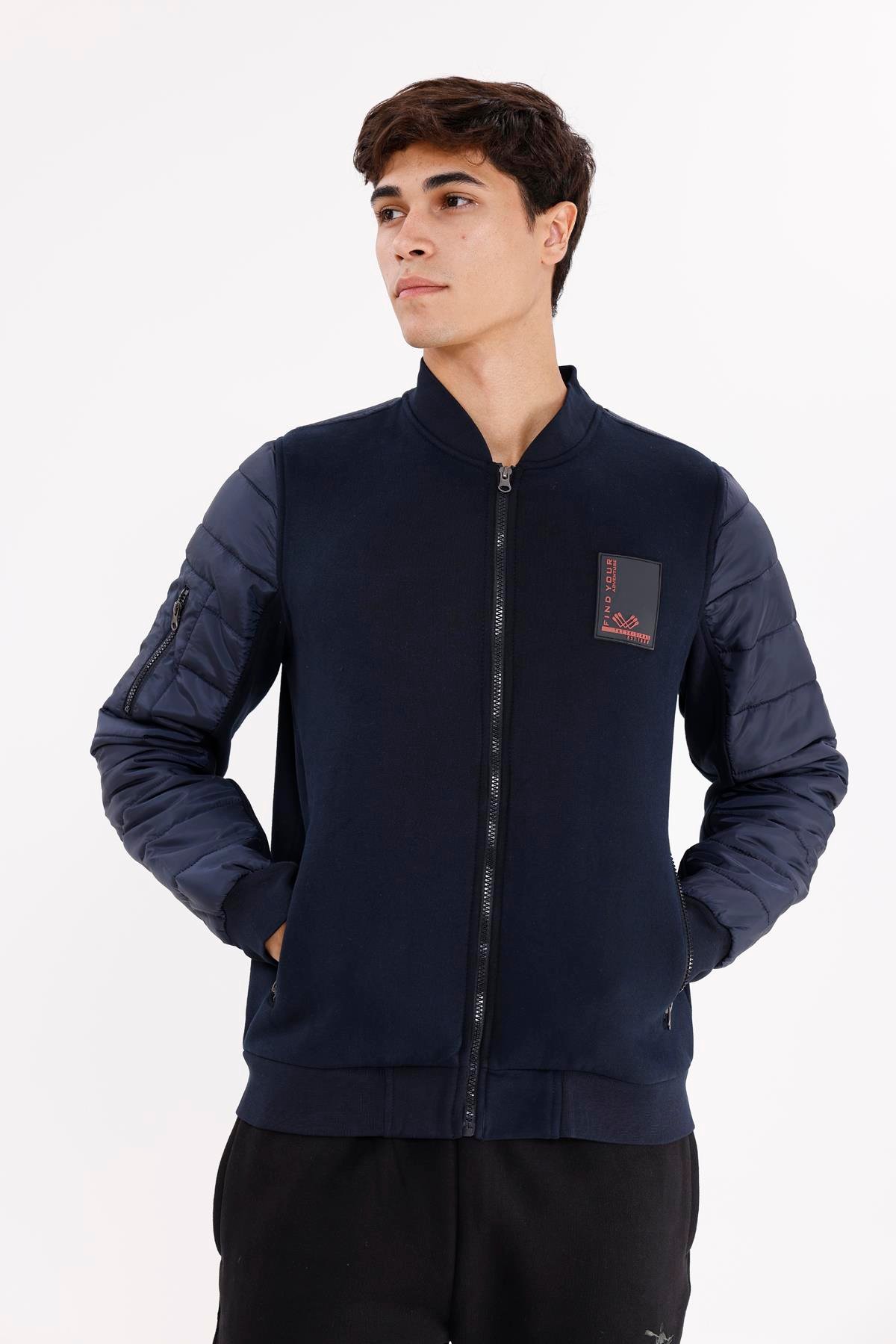 Kapitone Ön Panel Detaylı Polo Yakalı Cepli Rahat Kalıp Uzun Kollu Sweatshirt