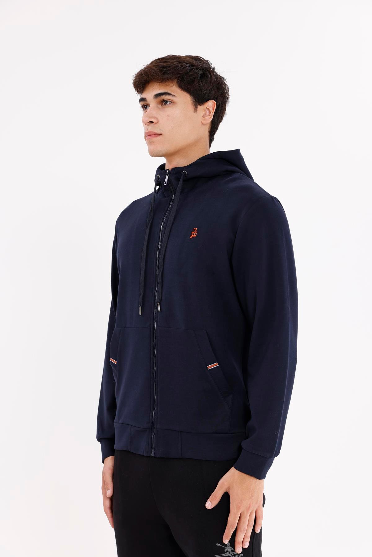 Metal Uçlu Kordonlu Tam Fermuarlı Bölmeli Ön Cepli Küçük Nakış Logolu Rahat Kalıp Mevsimlik Kapüşonlu Sweatshirt