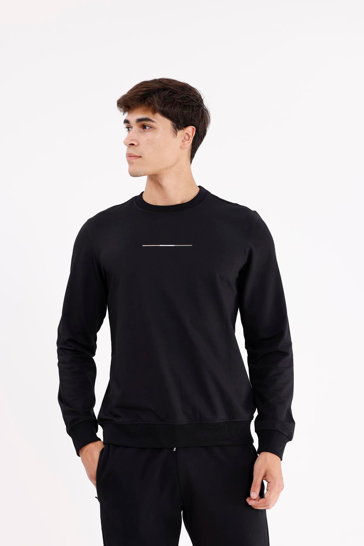 Minimal Göğüs İşlemeli Rahat Kalıp Esnek Manşetli Mevsimlik Bisiklet Yaka Sweatshirt