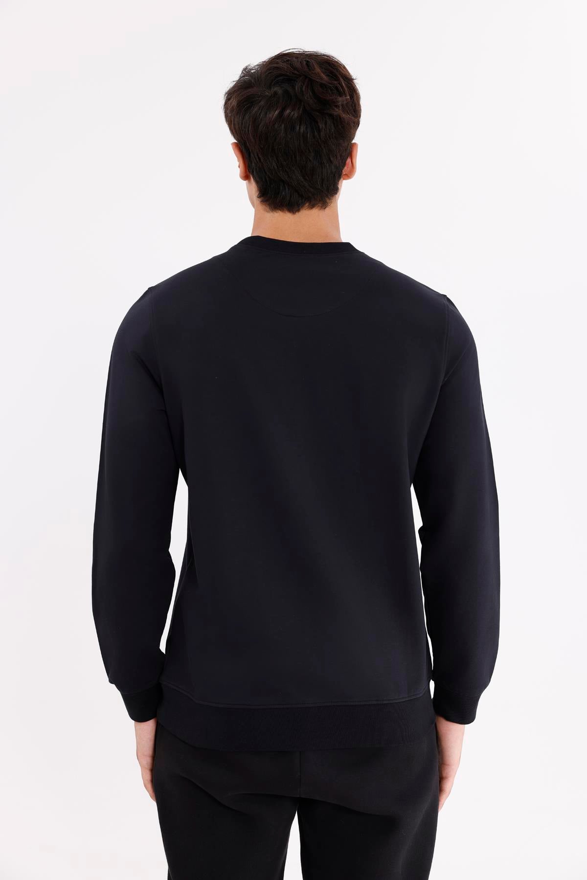 Minimal Logolu Bisiklet Yaka Ribana Manşetli Rahat Kalıp Mevsimlik Sweatshirt