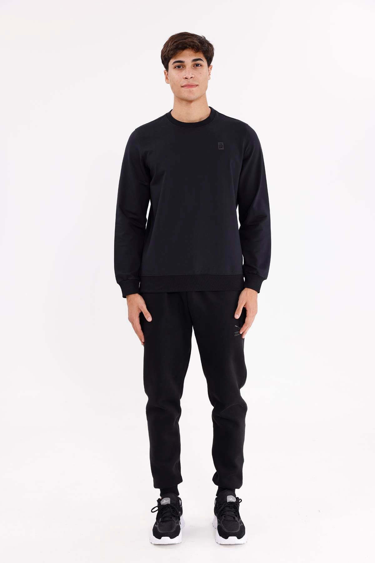 Minimal Logolu Bisiklet Yaka Ribana Manşetli Rahat Kalıp Mevsimlik Sweatshirt