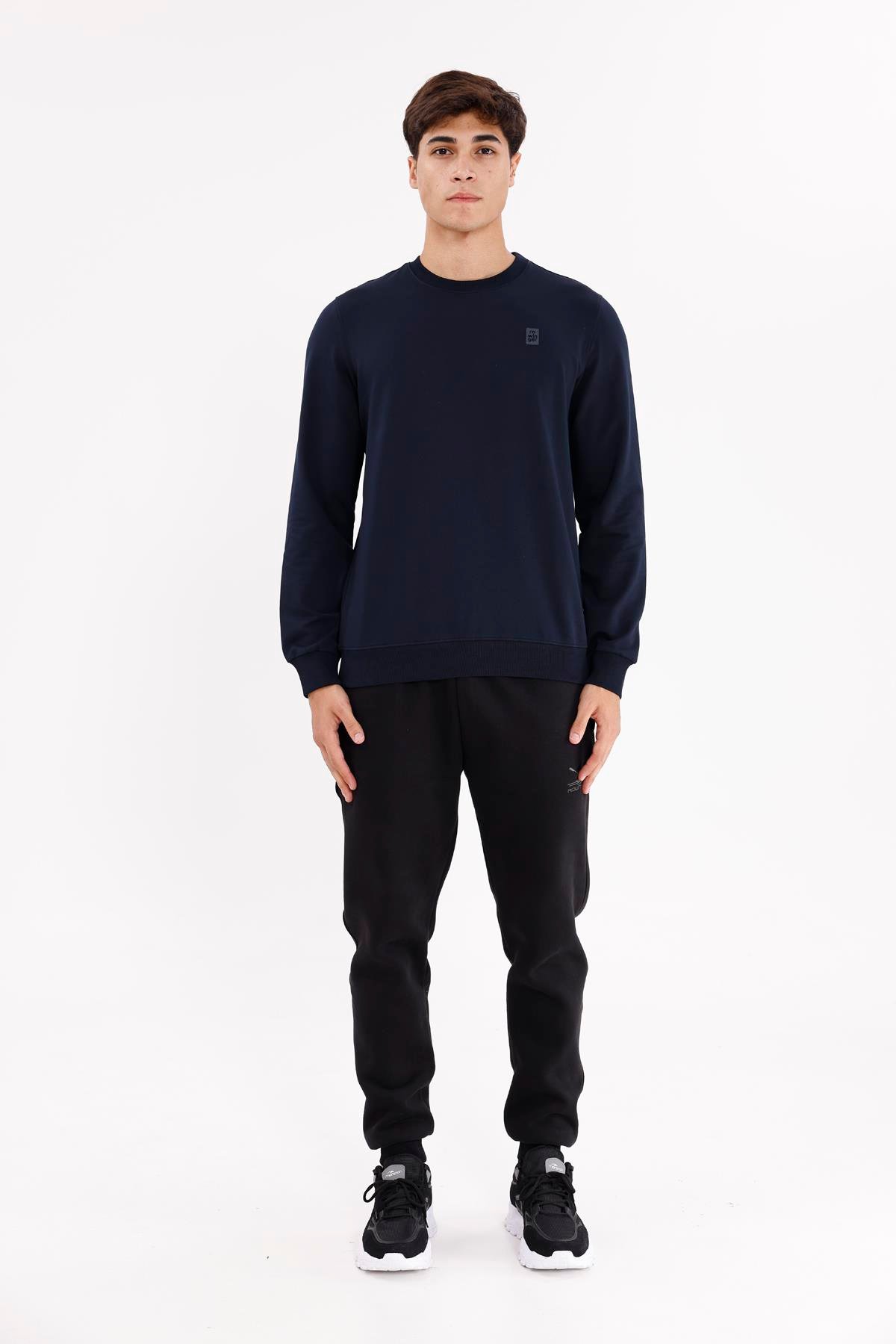Minimal Logolu Bisiklet Yaka Ribana Manşetli Rahat Kalıp Mevsimlik Sweatshirt
