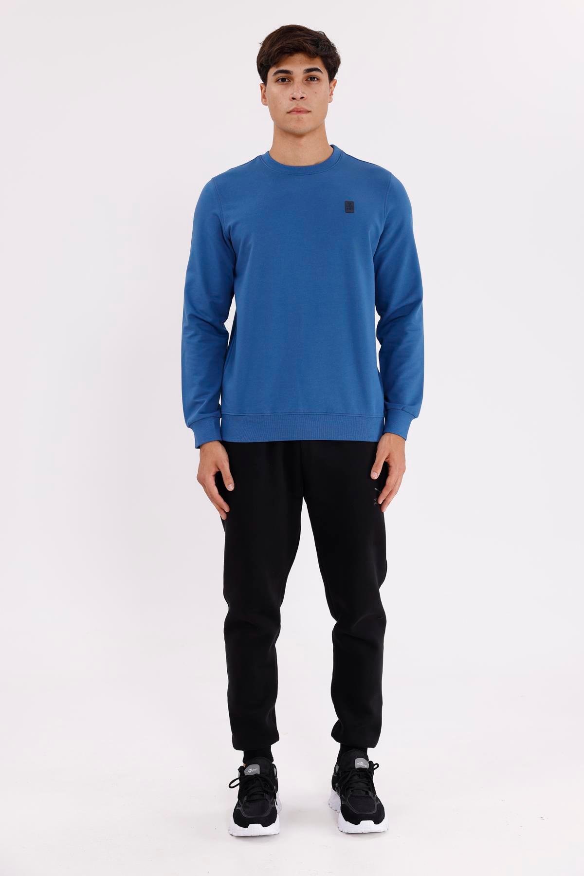 Minimal Logolu Bisiklet Yaka Ribana Manşetli Rahat Kalıp Mevsimlik Sweatshirt