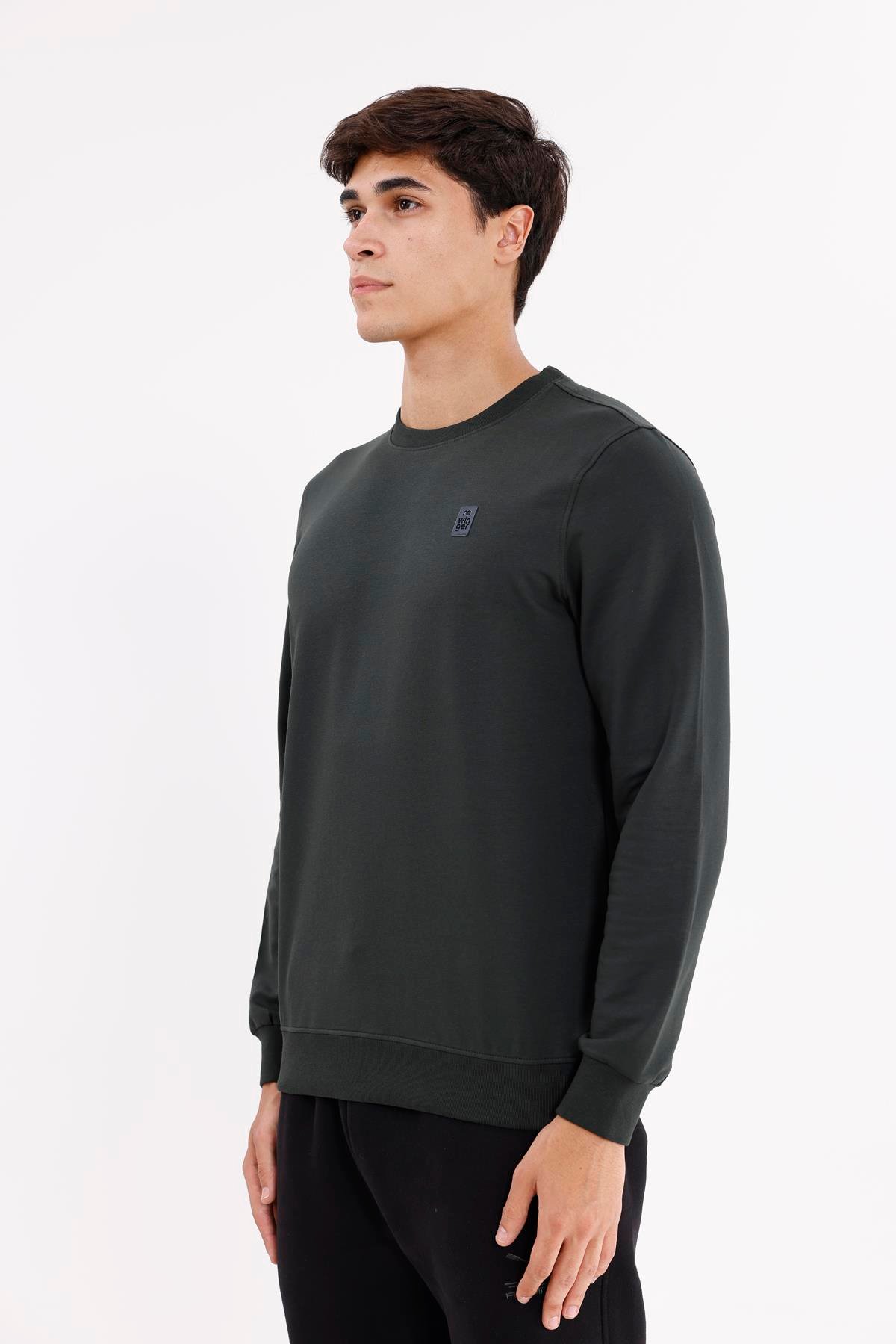 Minimal Logolu Bisiklet Yaka Ribana Manşetli Rahat Kalıp Mevsimlik Sweatshirt