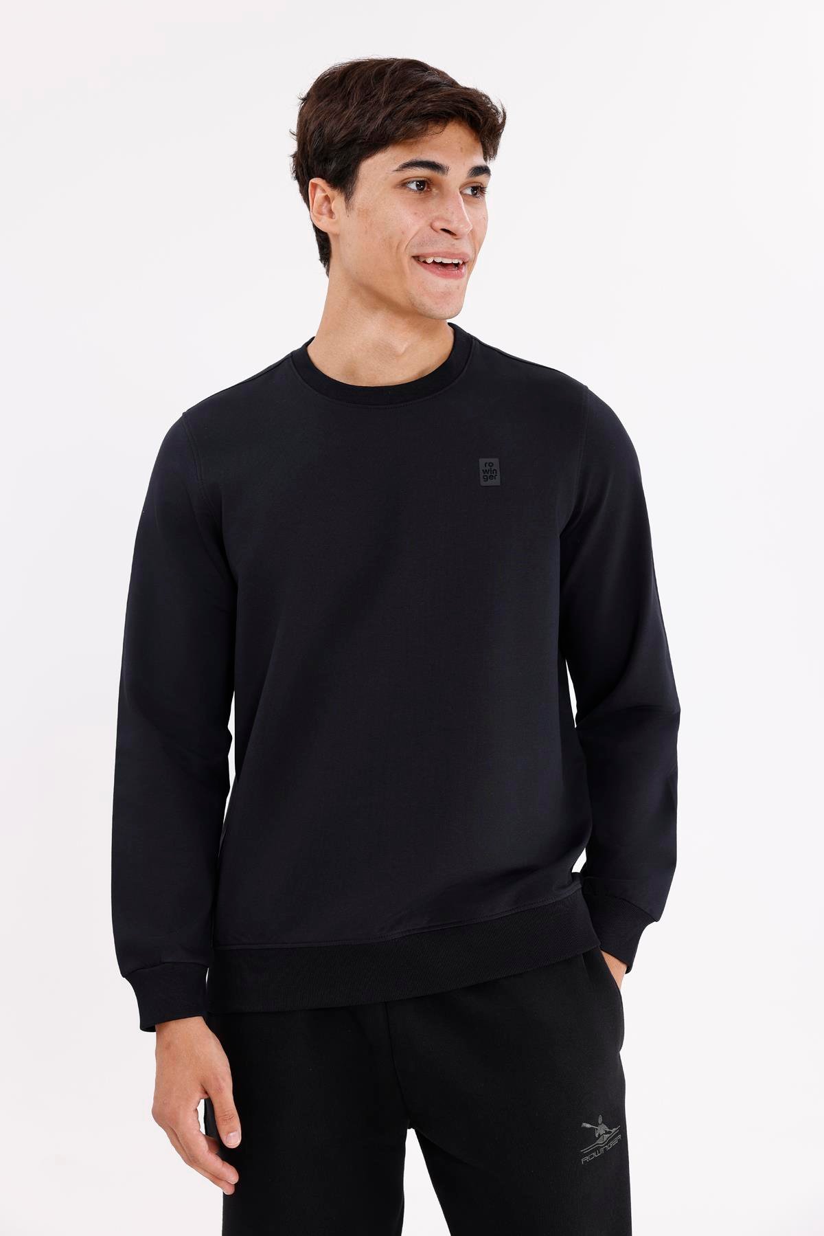 Minimal Logolu Bisiklet Yaka Ribana Manşetli Rahat Kalıp Mevsimlik Sweatshirt
