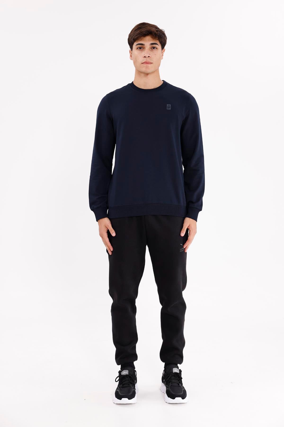 Minimal Logolu Bisiklet Yaka Ribana Manşetli Rahat Kalıp Mevsimlik Sweatshirt