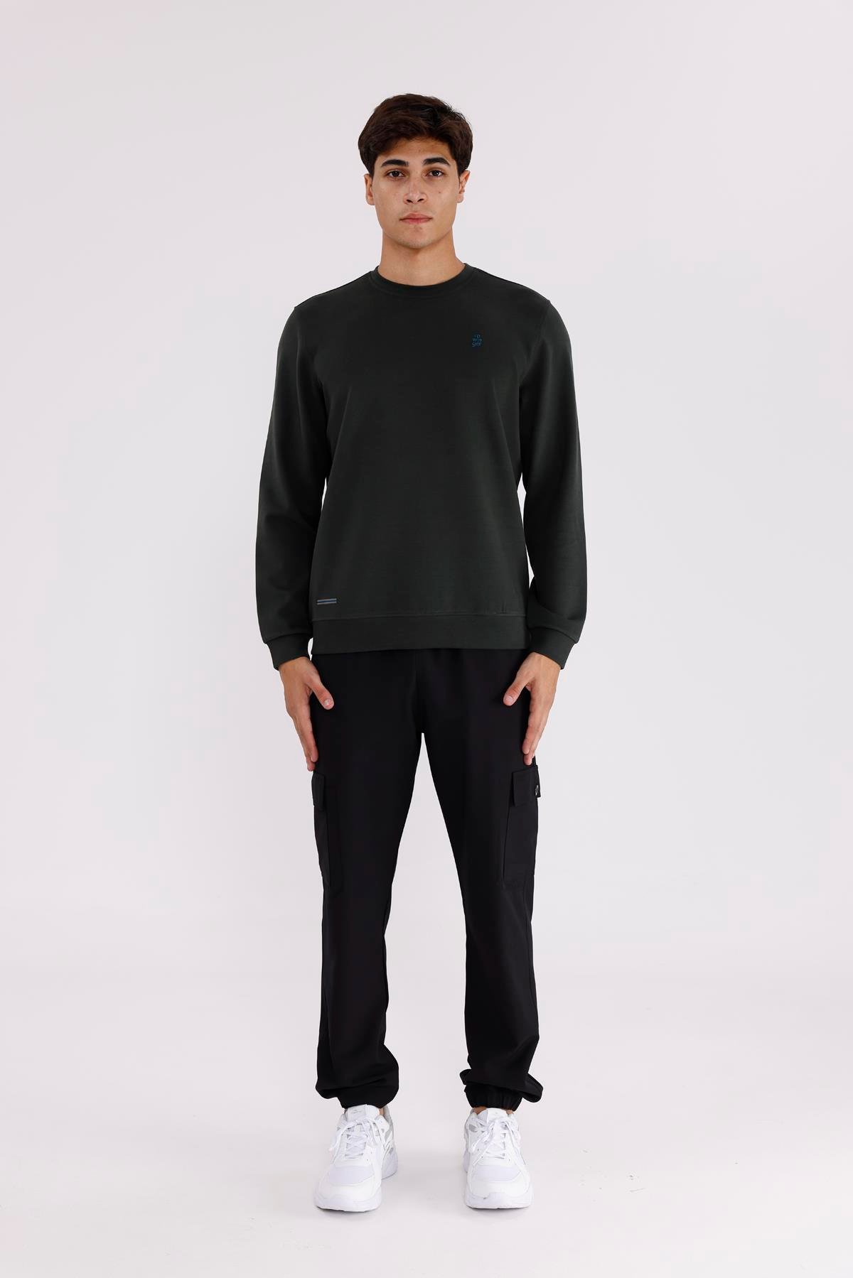 Modal Karışımlı Yumuşak Dokulu Rahat Kalıp Esnek Kullanım Sunan Sweatshirt