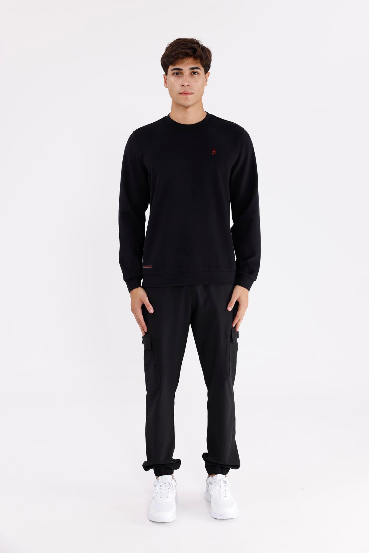 Modal Karışımlı Yumuşak Dokulu Rahat Kalıp Esnek Kullanım Sunan Sweatshirt