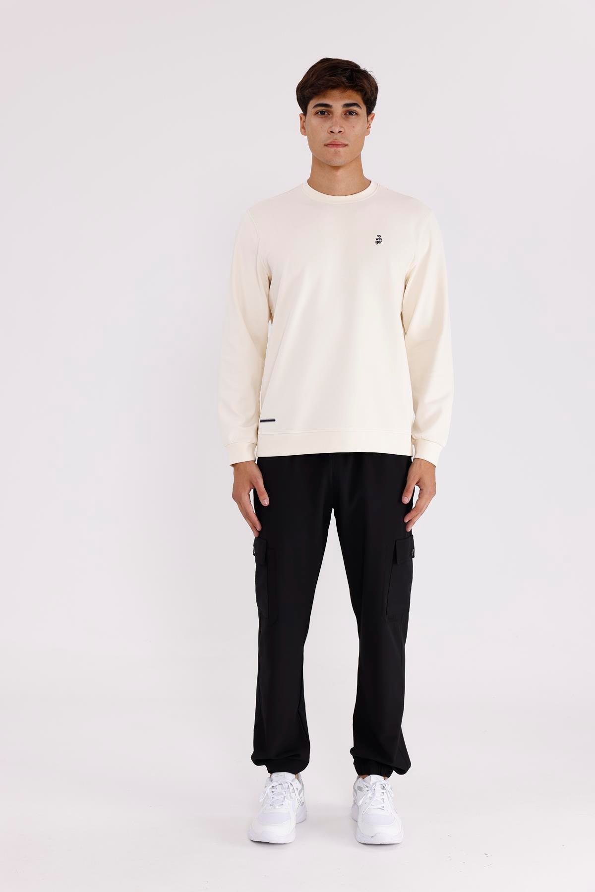 Modal Karışımlı Yumuşak Dokulu Rahat Kalıp Esnek Kullanım Sunan Sweatshirt