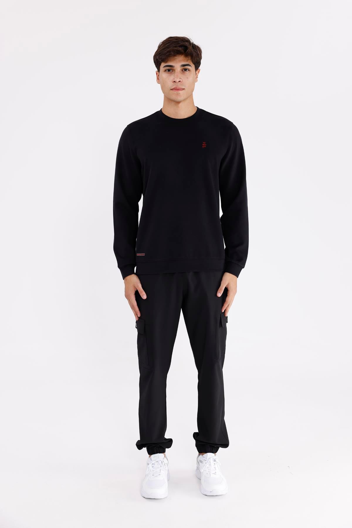 Modal Karışımlı Yumuşak Dokulu Rahat Kalıp Esnek Kullanım Sunan Sweatshirt