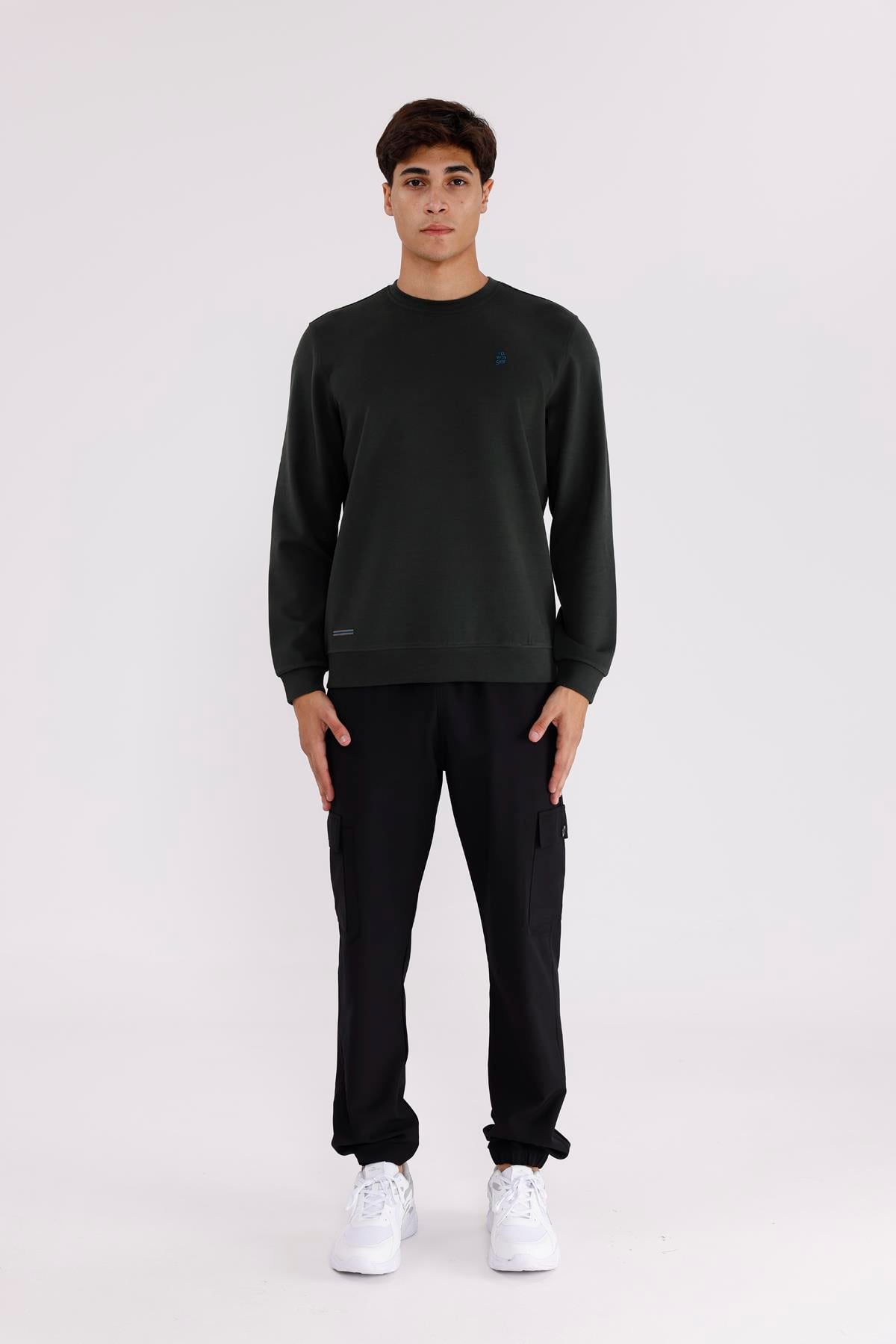 Modal Karışımlı Yumuşak Dokulu Rahat Kalıp Esnek Kullanım Sunan Sweatshirt