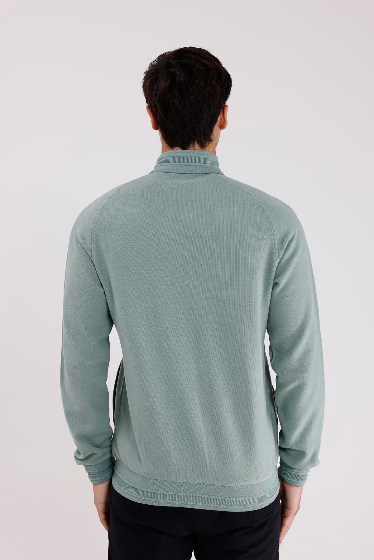 Polo Yaka Rahat Kalıp Selanik Yapıda Mevsimlik Spor Görünümlü Sweatshirt