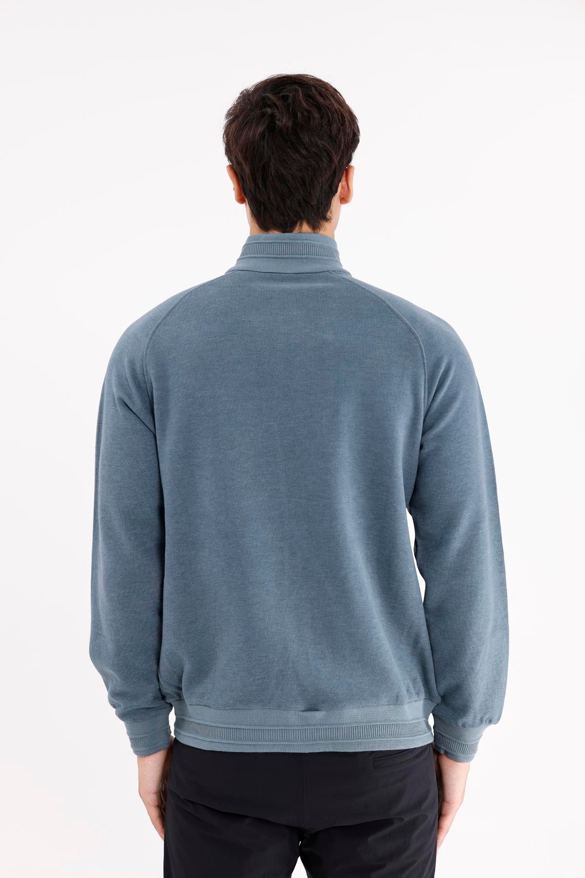 Polo Yaka Rahat Kalıp Selanik Yapıda Mevsimlik Spor Görünümlü Sweatshirt