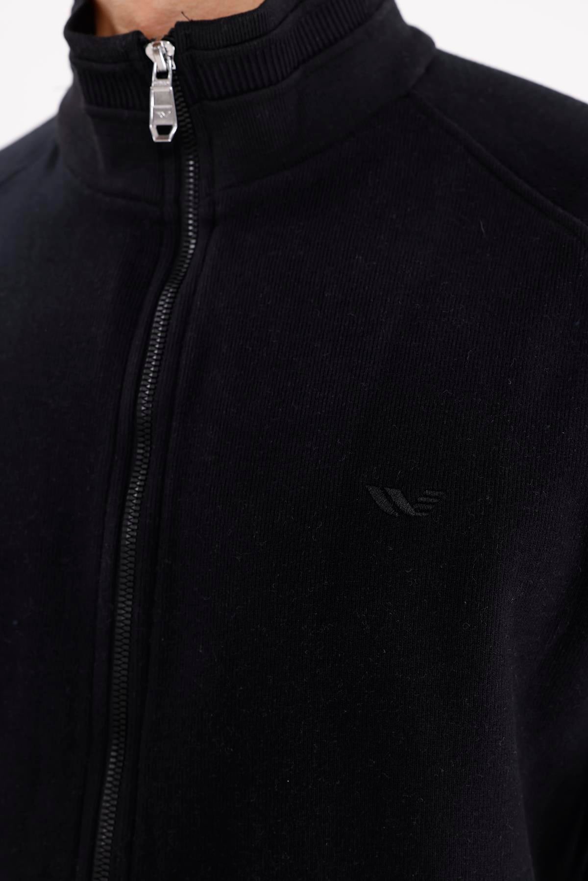 Polo Yaka Rahat Kalıp Selanik Yapıda Mevsimlik Spor Görünümlü Sweatshirt