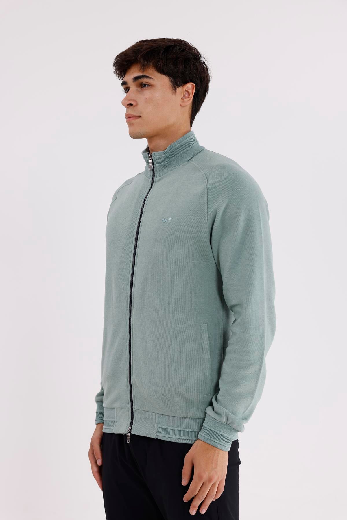 Polo Yaka Rahat Kalıp Selanik Yapıda Mevsimlik Spor Görünümlü Sweatshirt