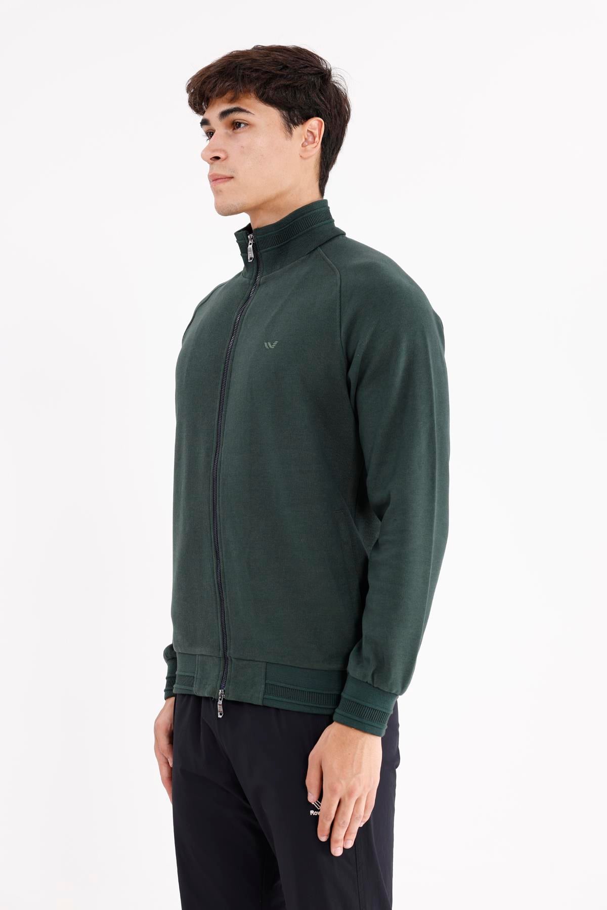 Polo Yaka Rahat Kalıp Selanik Yapıda Mevsimlik Spor Görünümlü Sweatshirt