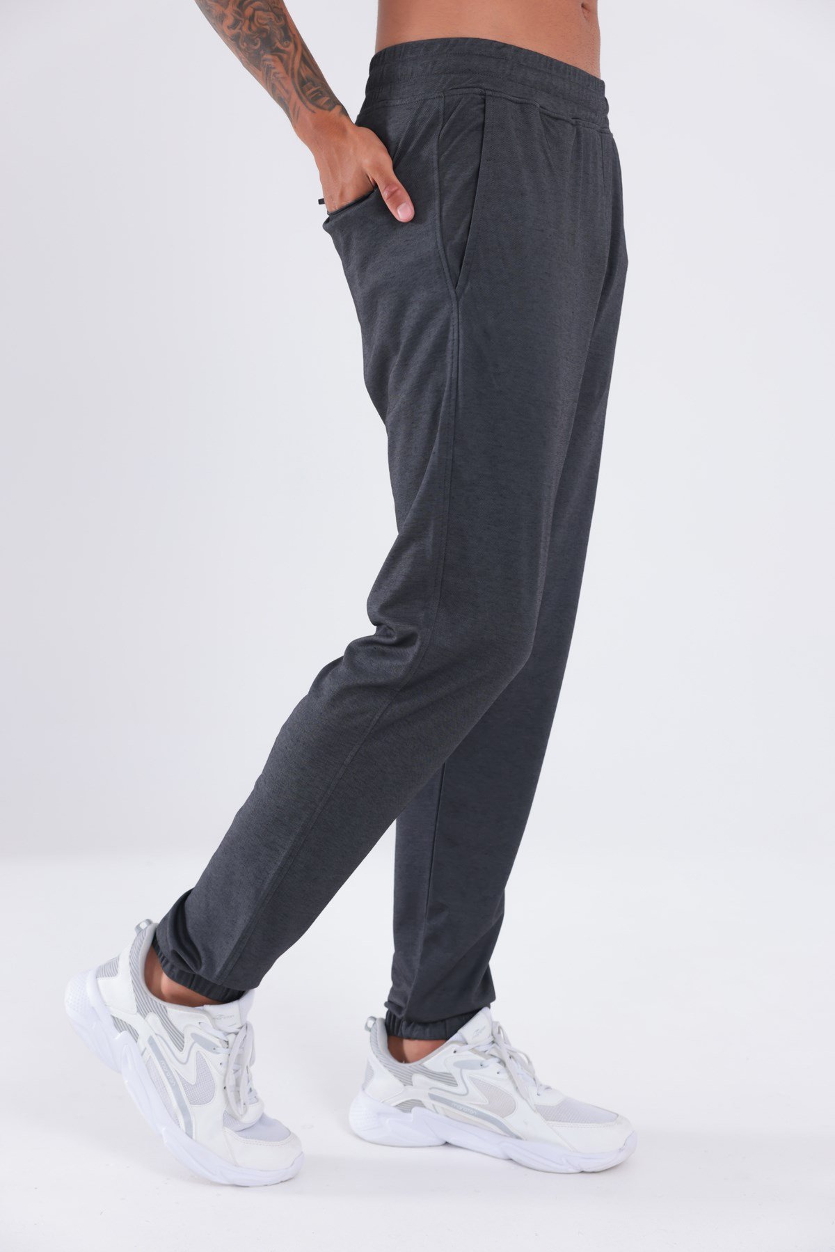 Premium Merserize Kumaş Logolu Lastikli Paça Jogger Erkek Eşofman Altı