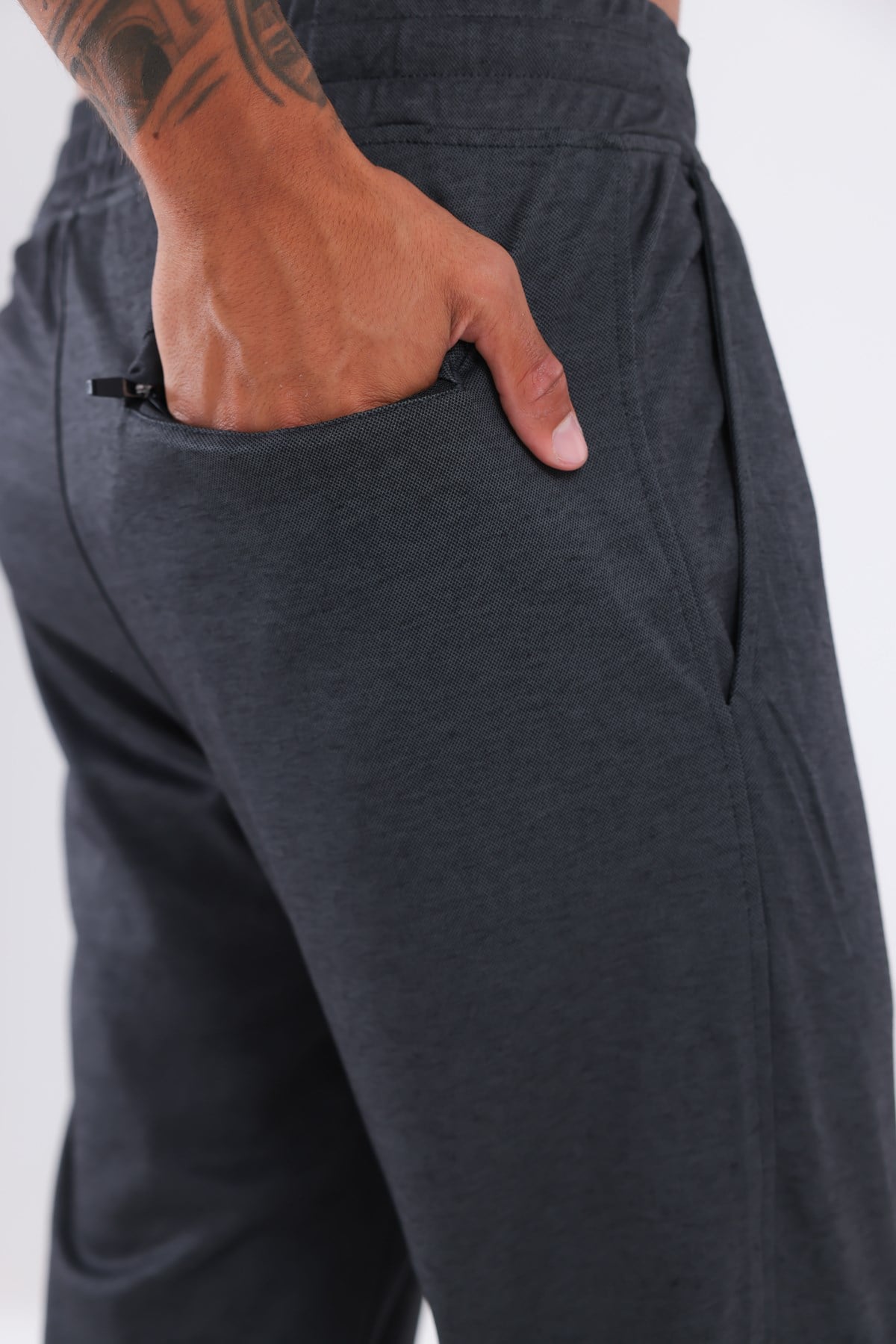 Premium Merserize Kumaş Logolu Lastikli Paça Jogger Erkek Eşofman Altı